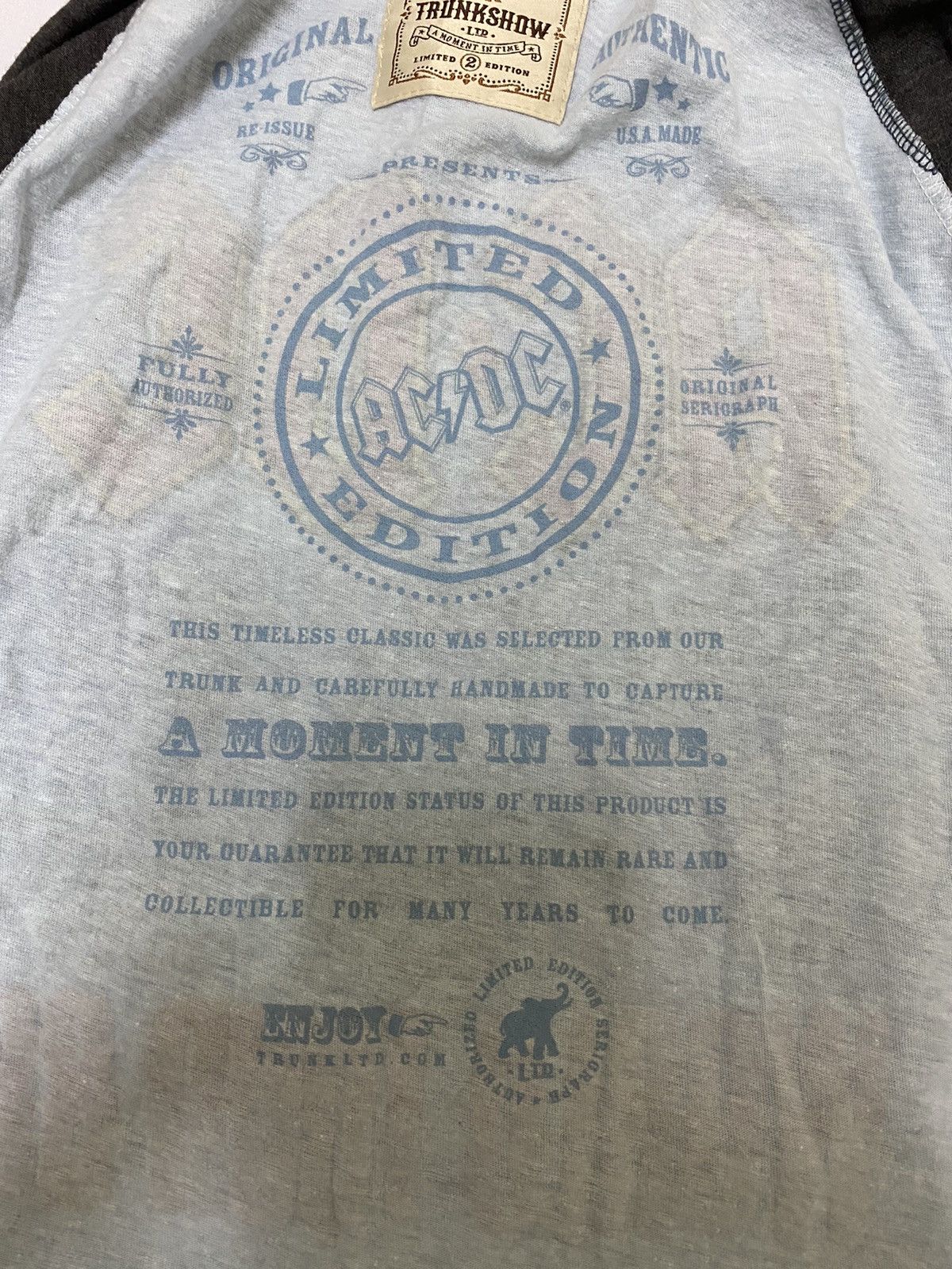 AC/DC × Band Tees × Trunk Ltd ACDC x Trunkshow Limited Heat Seeker 3 Quarter Shirt (C3) Size US M / EU 48-50 / 2 - 5 Thumbnail