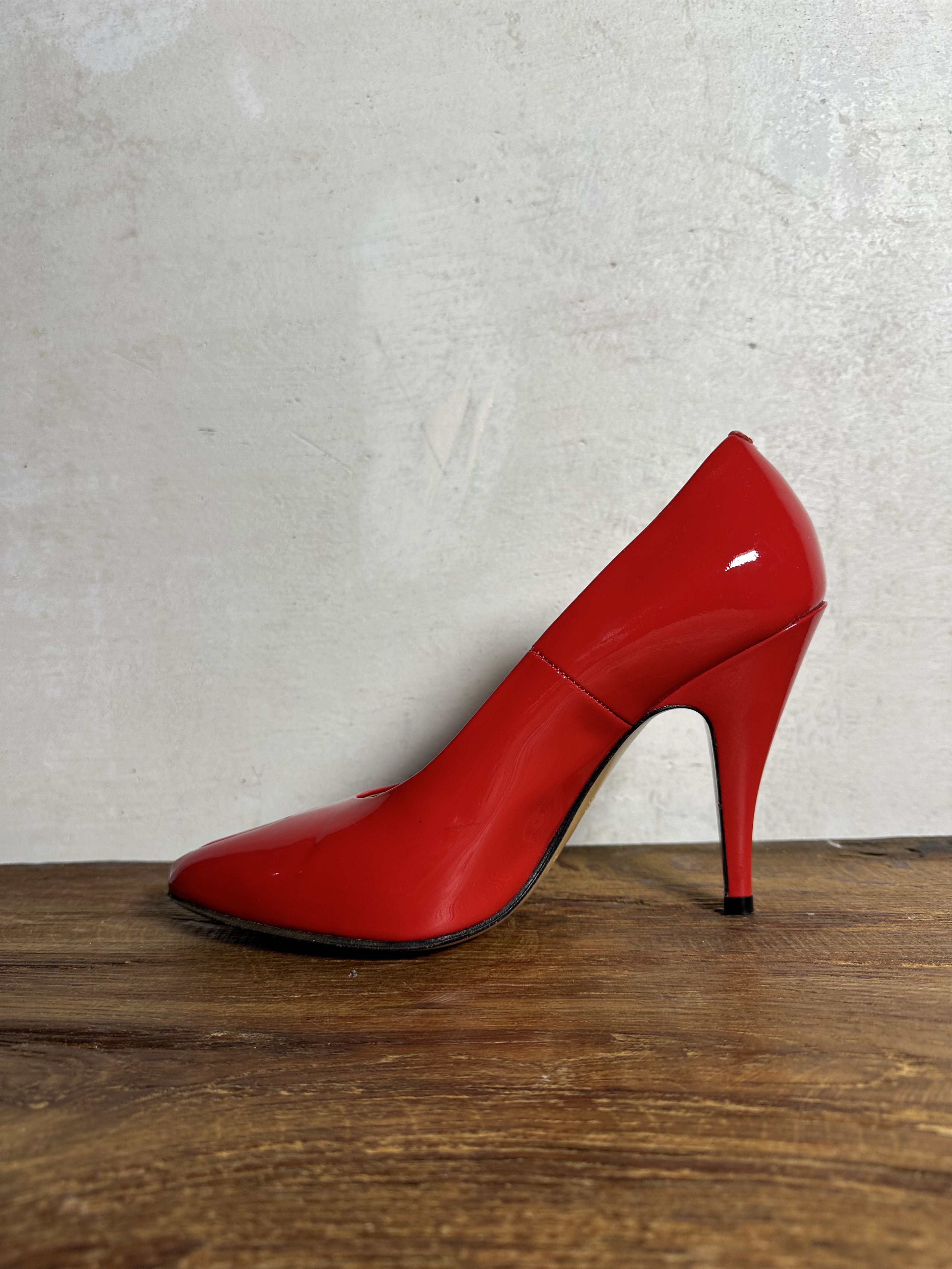 Maison Margiela Maison Margiela Red Tabi 110mm Patent Leather Pumps Size US 9 / IT 39 - 8 Thumbnail