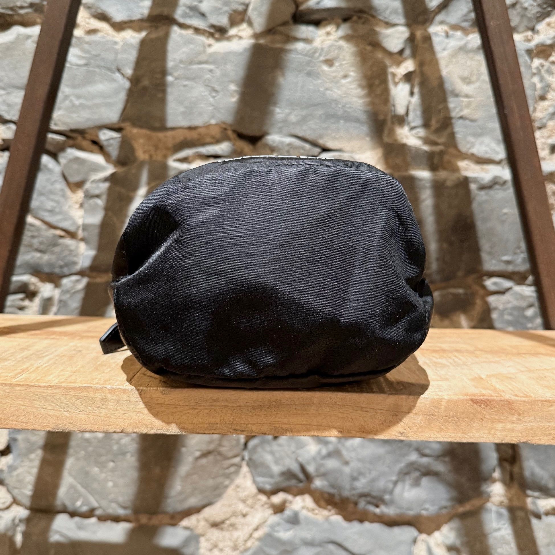 Burberry Burberry Black Nylon Phoebe Drawstring Mini Bucket Pouch Size ONE SIZE - 7 Thumbnail