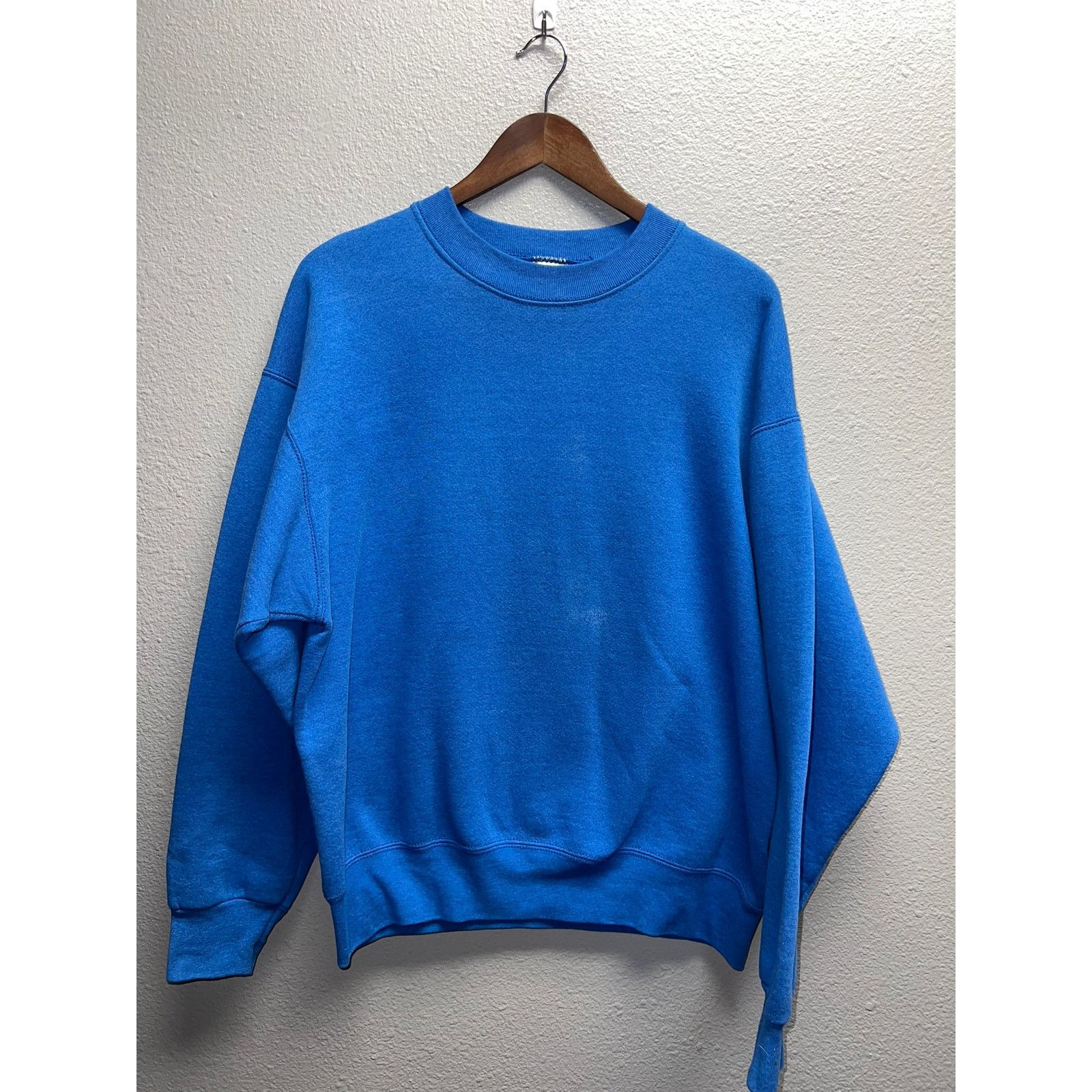 Vintage Vintage Blue Blank Sweatshirt Crewneck Heavy USA 90s Large Size US L / EU 52-54 / 3 - 1 Thumbnail