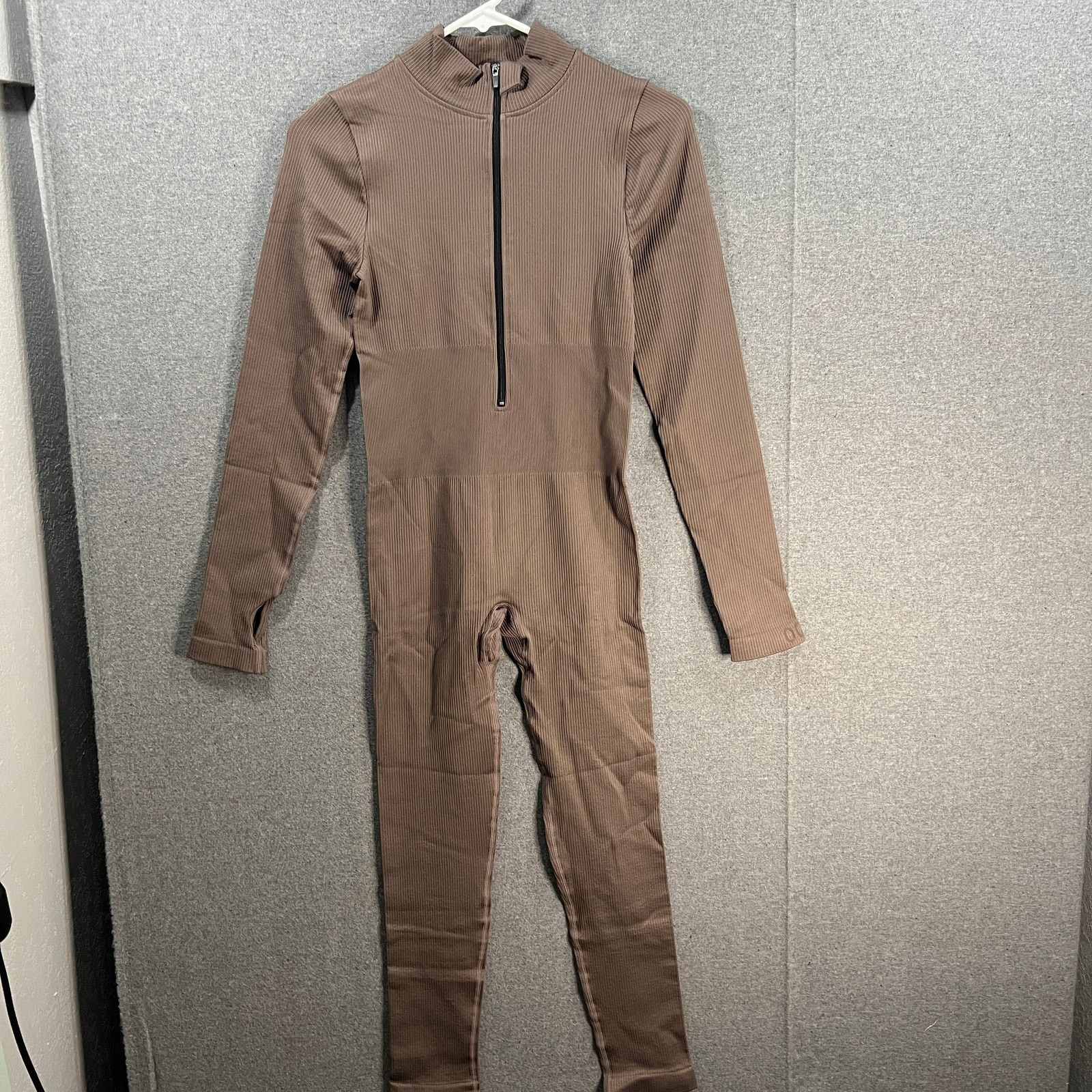 Other OQQ Women Long Sleeve Yoga Jumpsuits Workout Ribbed Size M / US 6-8 / IT 42-44 - 1 Thumbnail