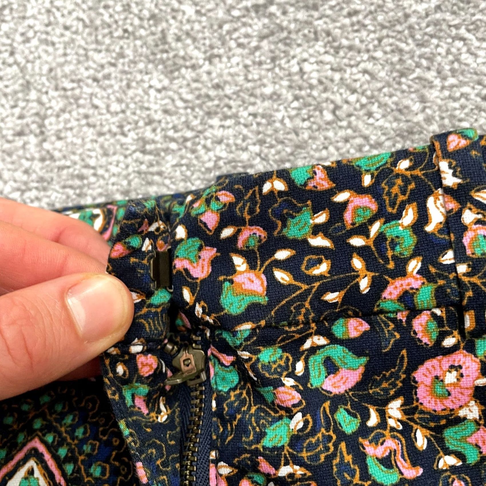 J.Crew J.CREW Pants Womens 00 Navy Blue Floral Mid Rise Casual Ankle Crop Skimmer 28x25 Size 24" / US 00 / IT 34 - 4 Thumbnail