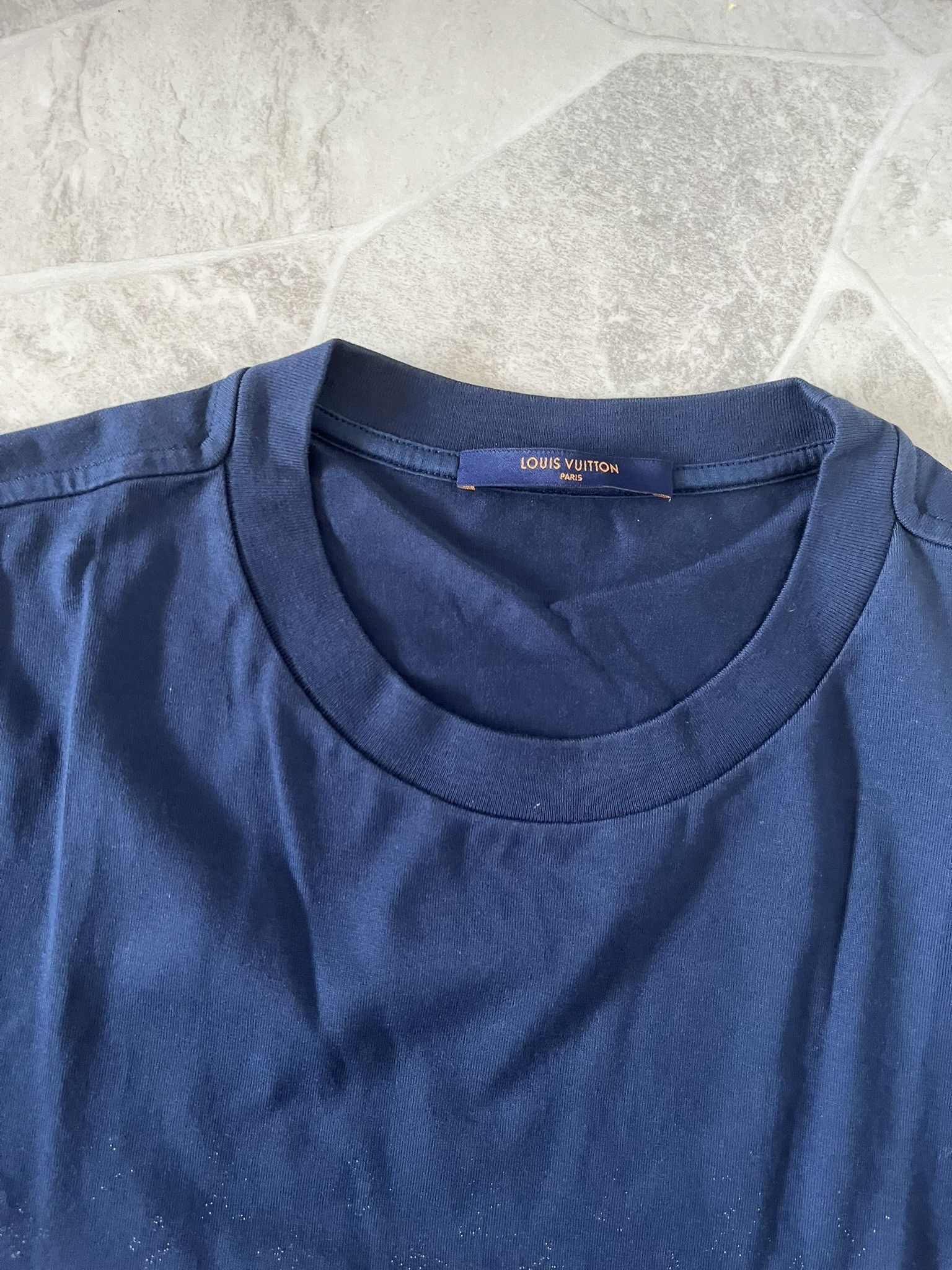 Louis Vuitton Louis Vuitton Monogram Gradient Dark Blue T-shirt Size US XXL / EU 58 / 5 - 9 Thumbnail