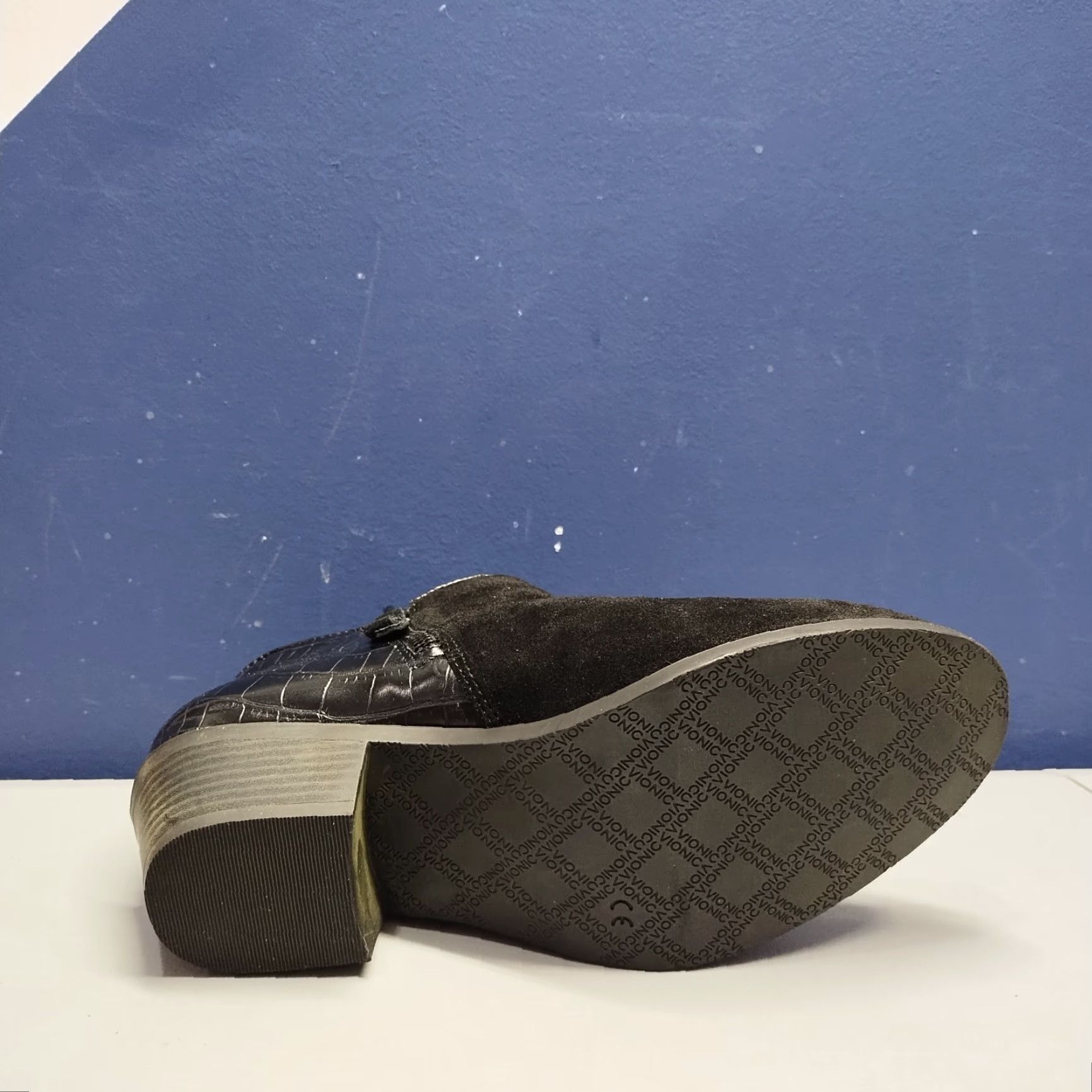 Vionic Vionic Marissa Boots Womens 7.5 Black Suede Embossed Water Repellent Wool? Size US 8 / IT 38 - 7 Thumbnail