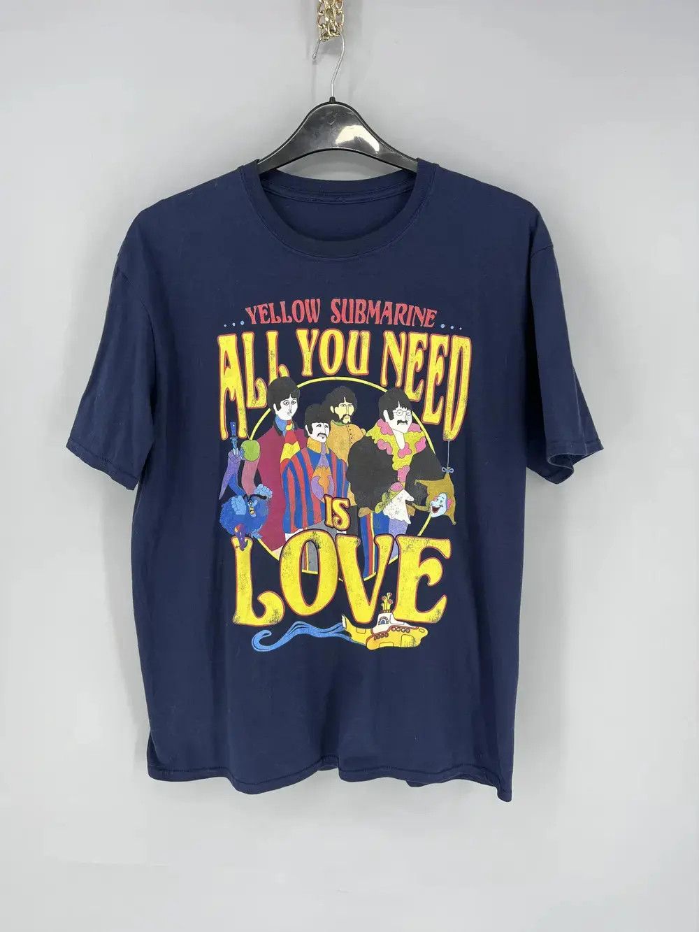 Band Tees Vintage Y2K The Beatles All You Need Thrashed Rock Size US XL / EU 56 / 4 - 6 Thumbnail