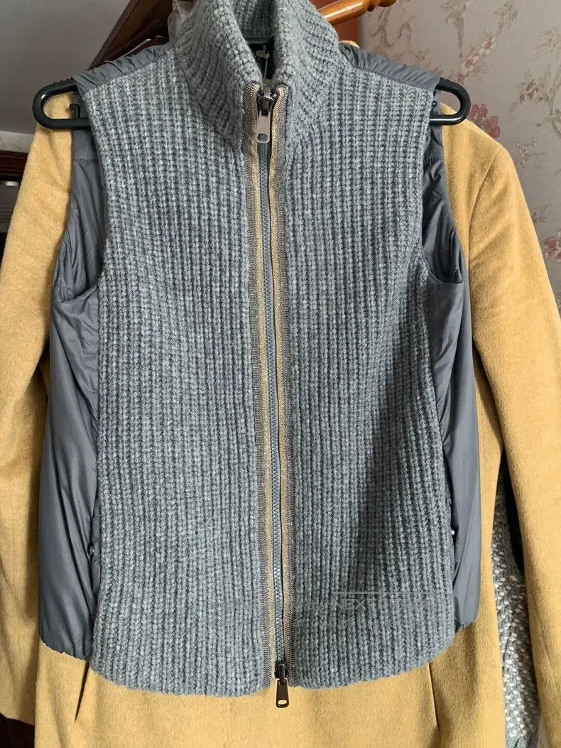 Brunello Cucinelli Brunello Cucinelli Chained Vest, reversible, elegant gray Size XS / US 0-2 / IT 36-38 - 1 Thumbnail