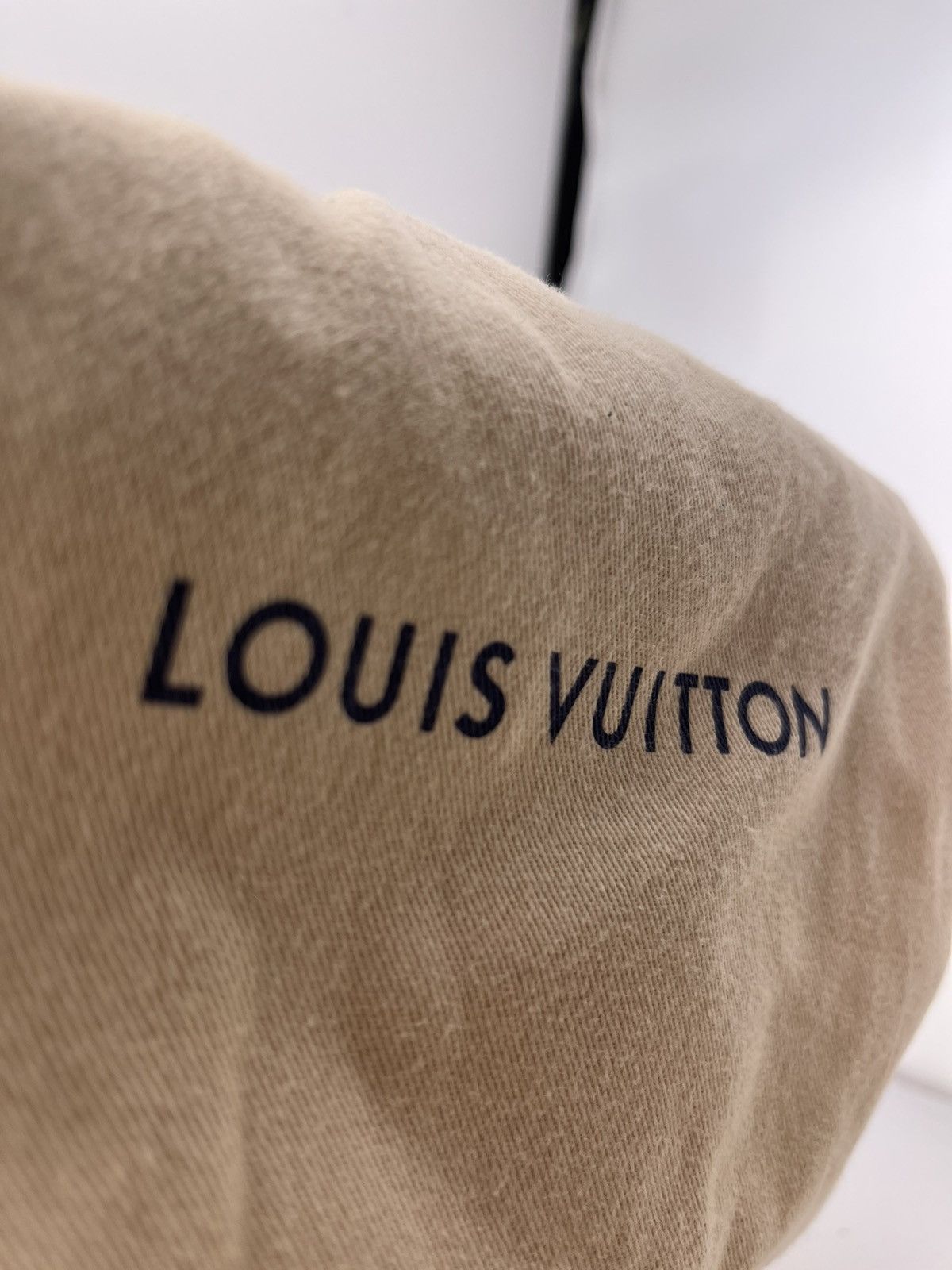 Louis Vuitton VERY CLEAN LOUIS VUITTON DIMENSION 40MM REVERSIBLE BELT Size 46 - 13 Thumbnail