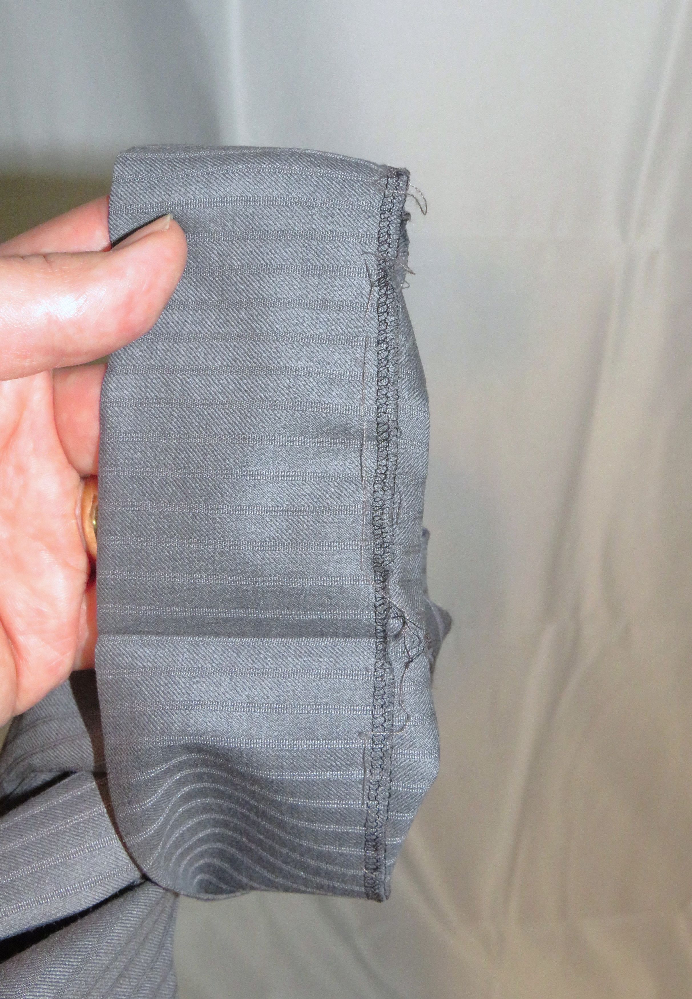Ermenegildo Zegna Su Misura Trofeo Gray Stripe Current Two Button Suit 44R Size 44R - 17 Thumbnail
