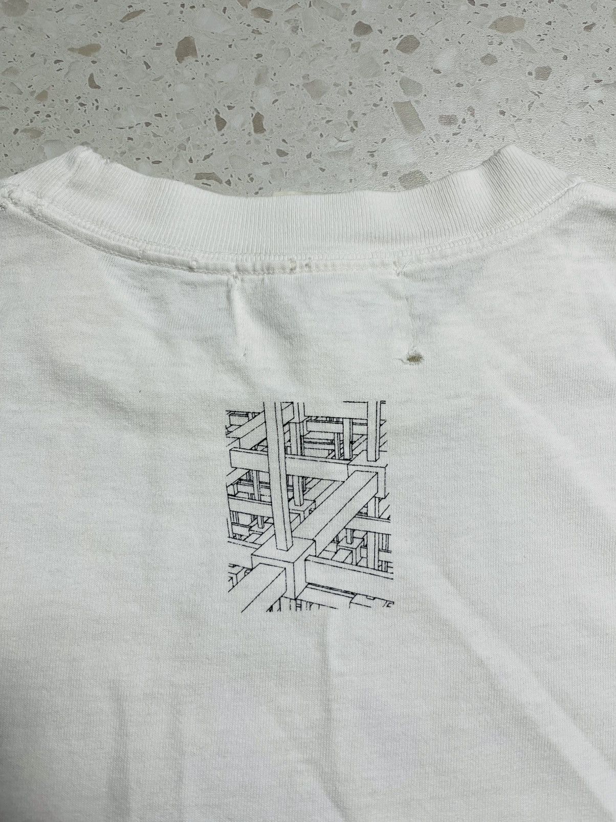 General Research Vintage General research distress t shirt Size US M / EU 48-50 / 2 - 12 Thumbnail