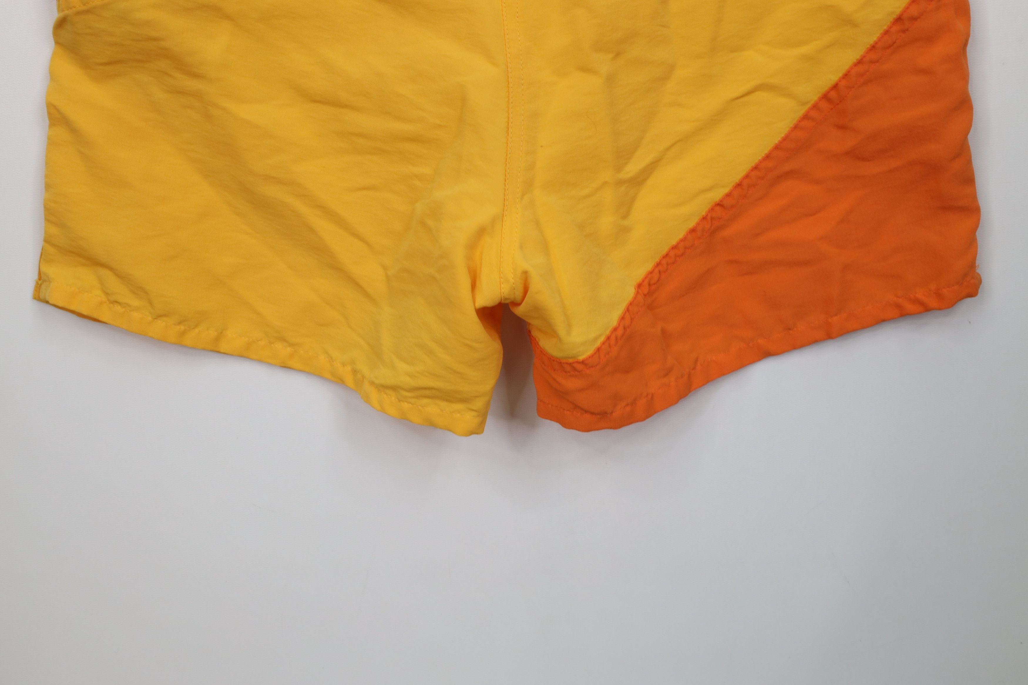 Vintage Vintage 70s 80s Hobie Surfing Block Lined Shorts Swim Trunks Size US 34 / EU 50 - 12 Thumbnail