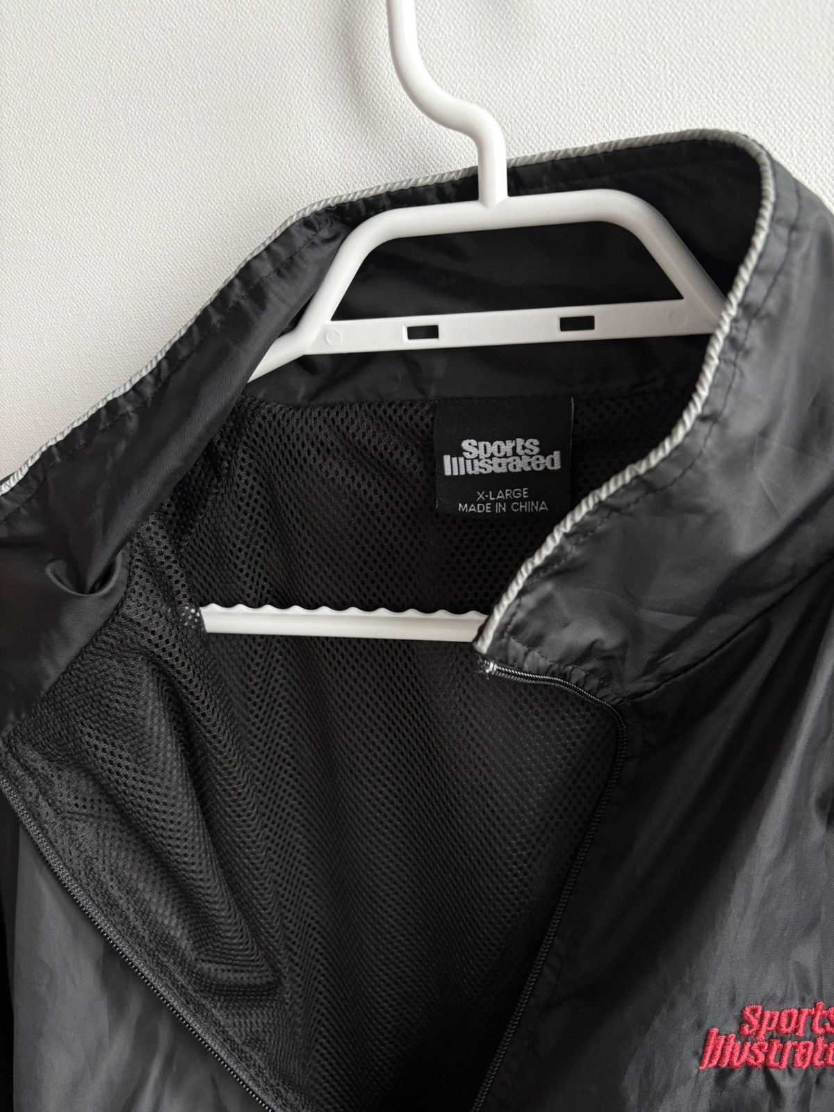Vintage Vintage Streetwear Sports Illustrated Windbreaker Jacket Size US XL / EU 56 / 4 - 8 Thumbnail