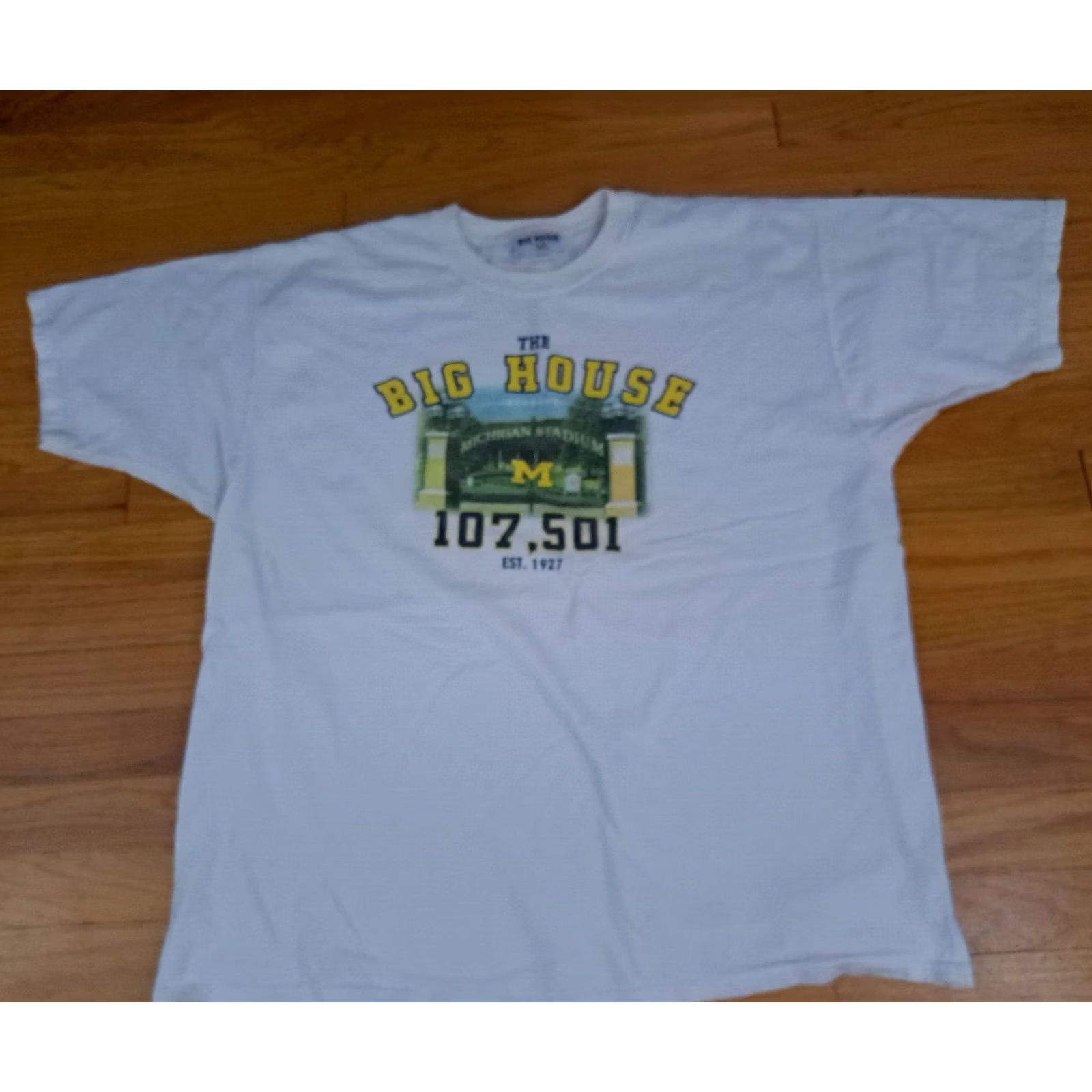 X-LARGE Michigan Wolverines Football The Big House 107.501 X-Large White Shirt Size US XL / EU 56 / 4 - 3 Thumbnail