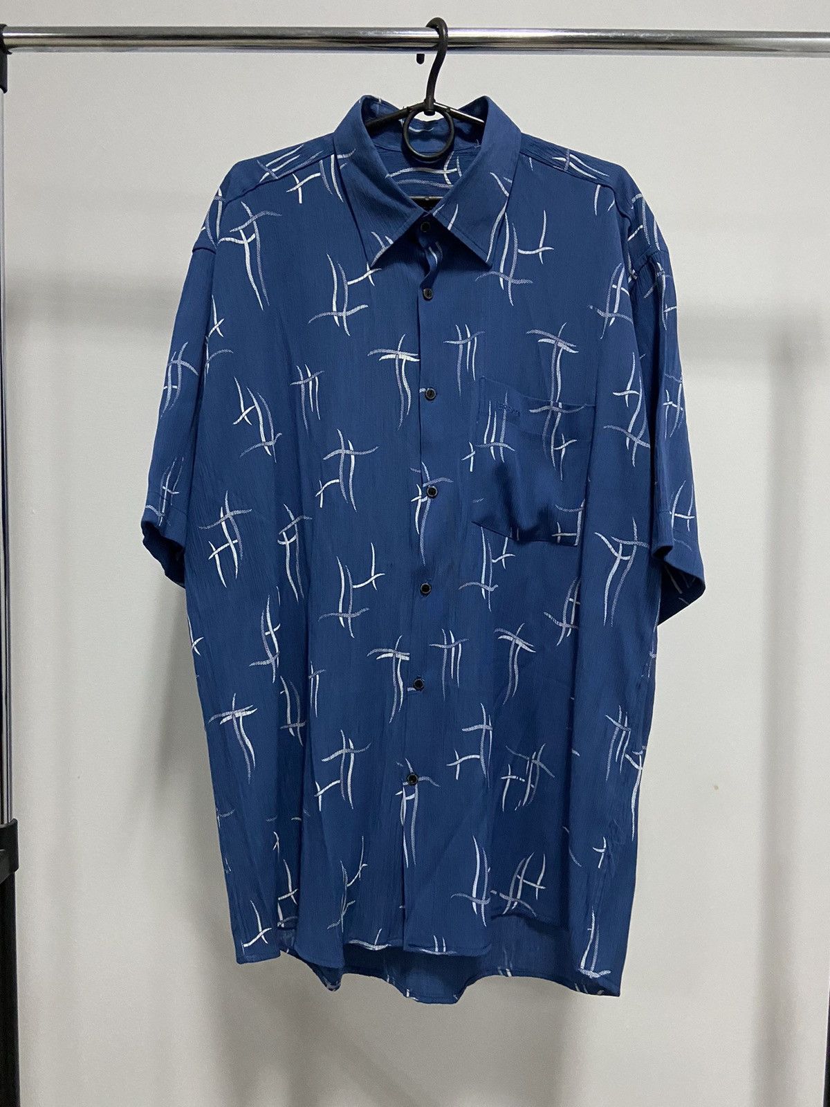 Versace × Vintage Versace Waves Vintage shirts Button ups Small Logo Size US XL / EU 56 / 4 - 1 Thumbnail