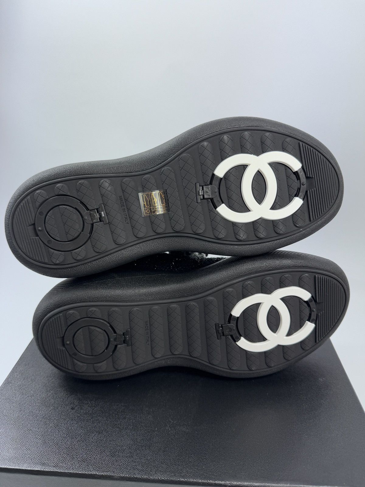 Chanel CHANEL Fall-Winter 22/23 Winter Sneakers Size US 9 / EU 42 - 6 Thumbnail