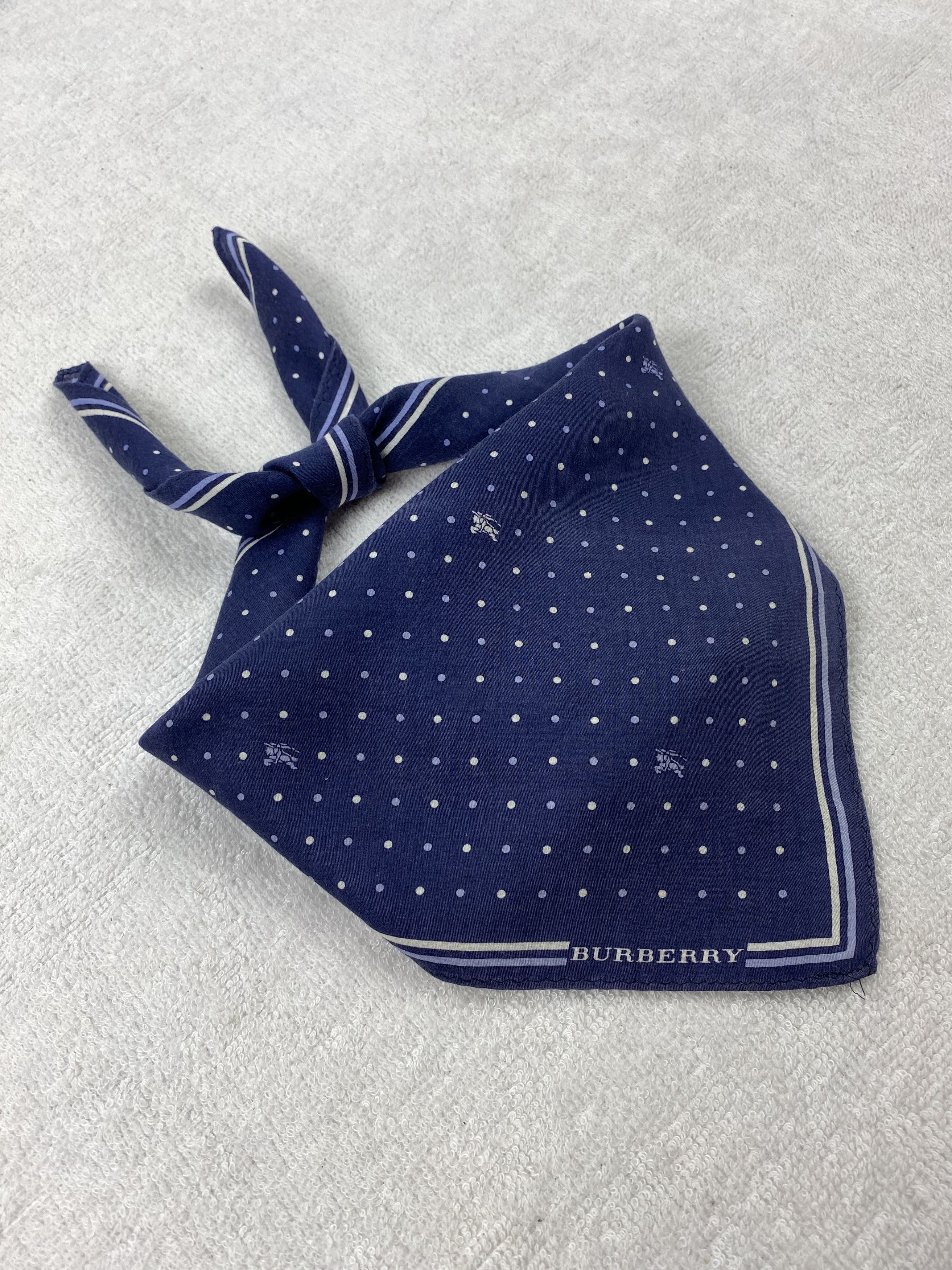 Burberry Burberry Handkerchief / Bandana / Neckerchief Size ONE SIZE - 1 Thumbnail