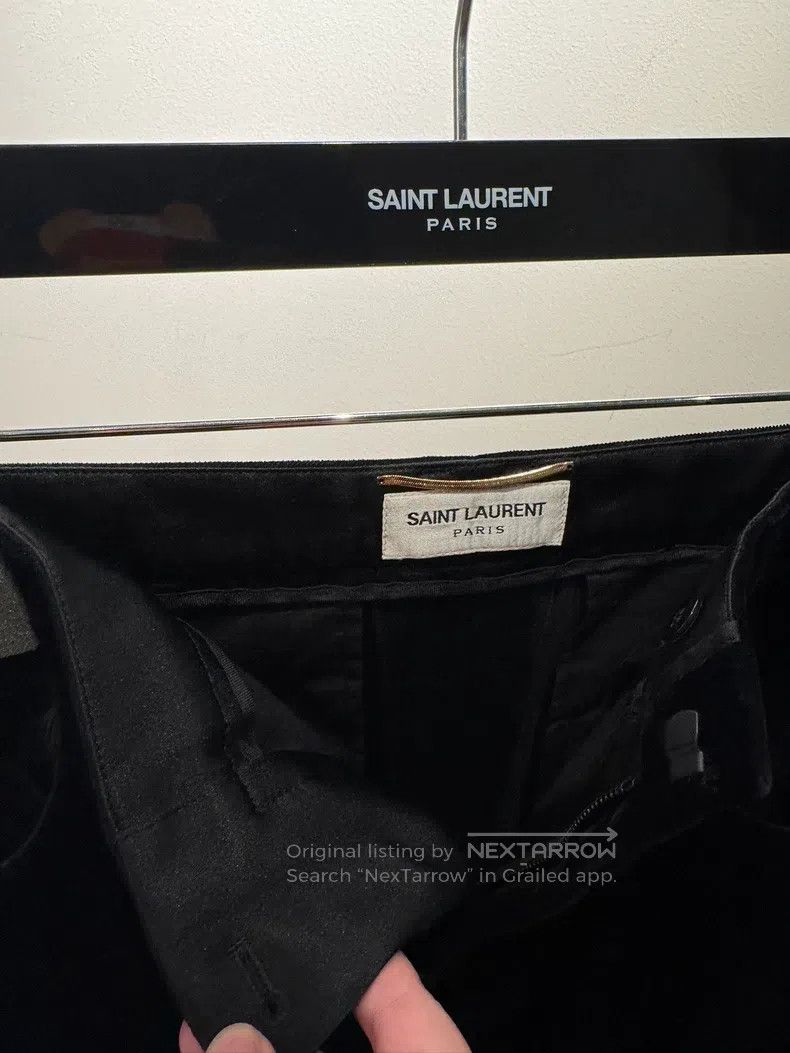 Saint Laurent Paris Saint Laurent Paris High-waisted Velvet Capri Pants Size US 38 / EU 54 - 1 Thumbnail