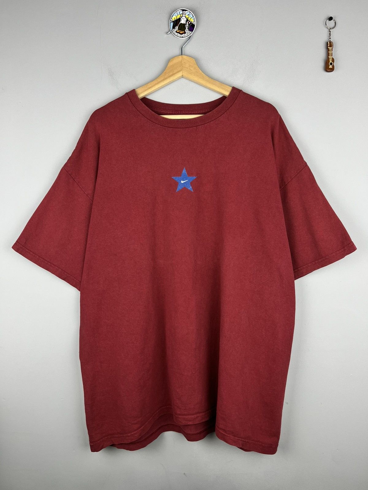 Nike Very Rare Nike Athletics Gymnasium T shirt Star Swoosh Logo Size US XL / EU 56 / 4 - 2 Thumbnail