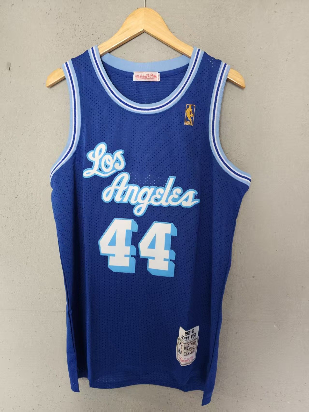 NBA Lakers #44 Jerry AlanWest Jersey Vintage Size US XL / EU 56 / 4 - 1 Thumbnail