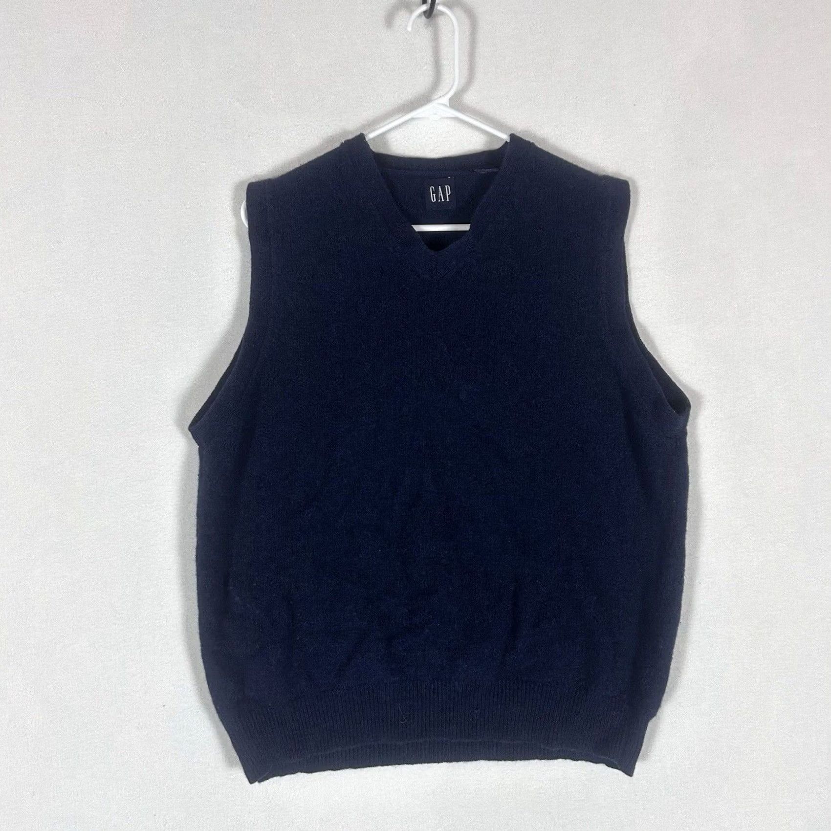 Gap VINTAGE Gap 100% Lambswool Golf Sweater Vest Mens L Blue V-Neck Casual Sold by Gap Size US L / EU 52-54 / 3 - 2 Thumbnail