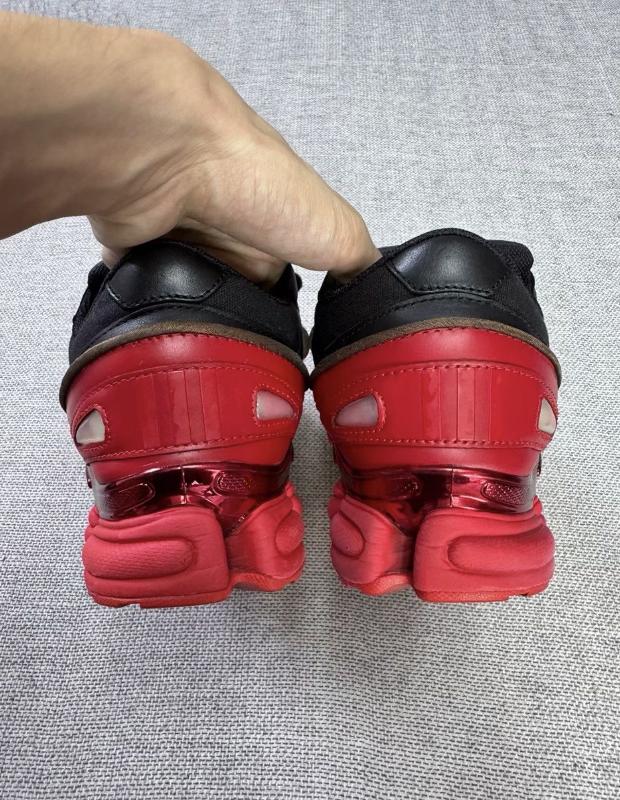 Adidas Adidas Raf Simons Ozweego Burgundy colorway K37 Size US 9.5 / EU 42-43 - 7 Thumbnail
