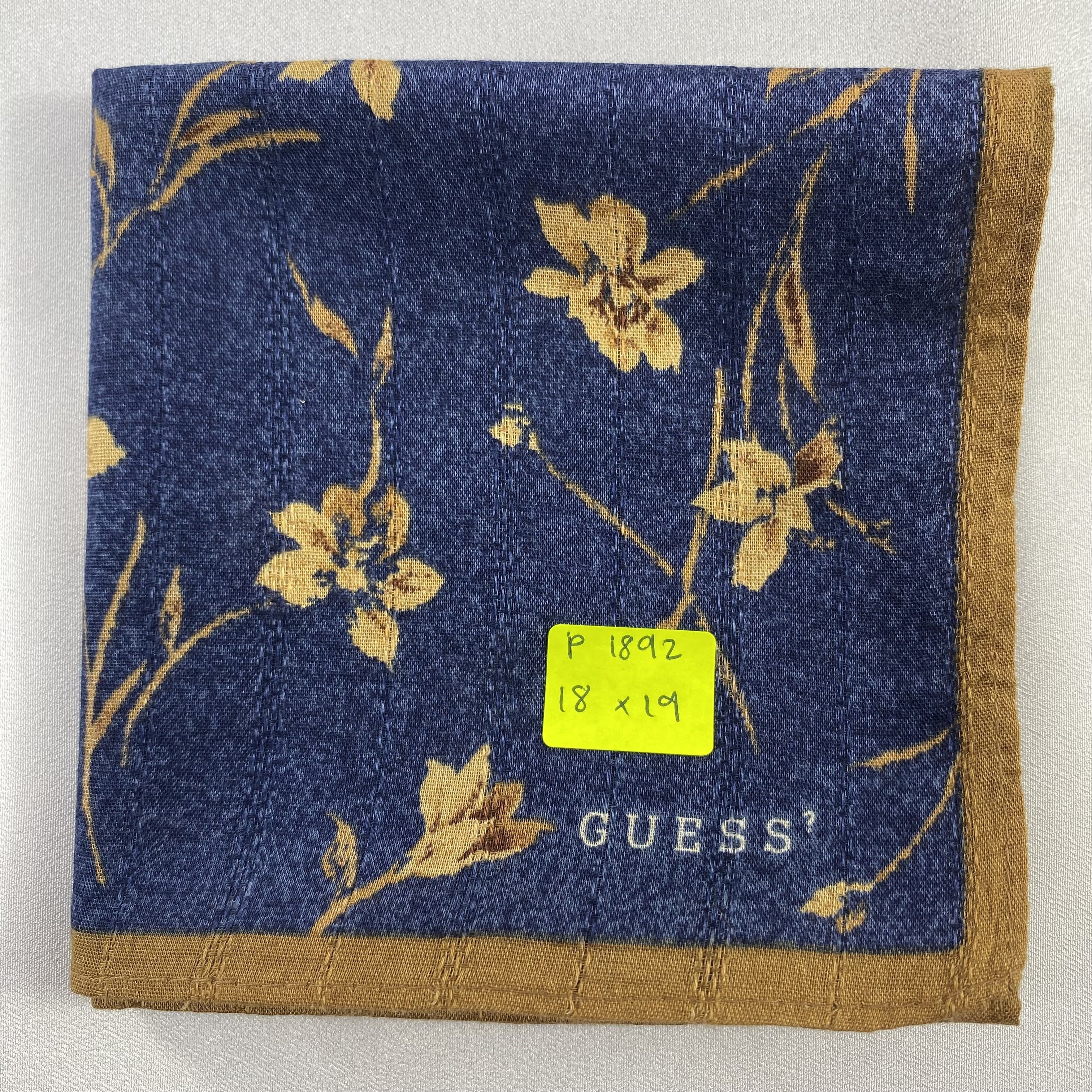 Guess × Vintage Guees Bandana/ Handkerchief / Neckerchief-P1892 Size ONE SIZE - 5 Thumbnail