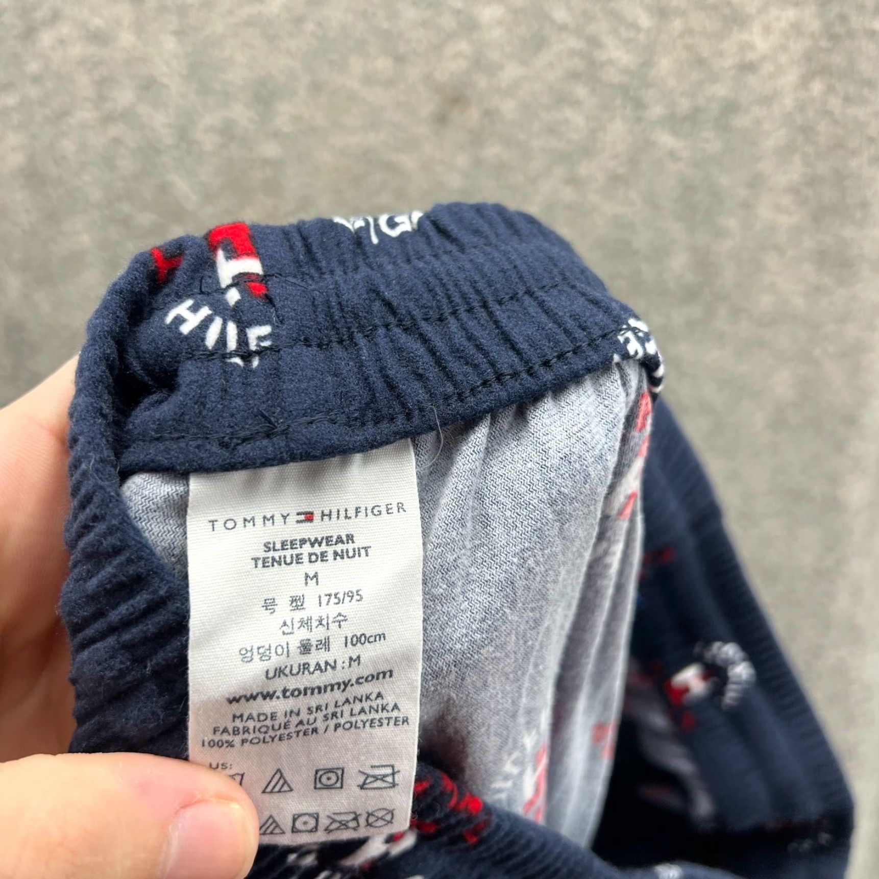 Tommy Hilfiger VINTAGE Tommy Hilfiger Pajama Pants Men Medium Adult Blue Navy Sleep Wear All Over Logo Size US 31 - 3 Thumbnail