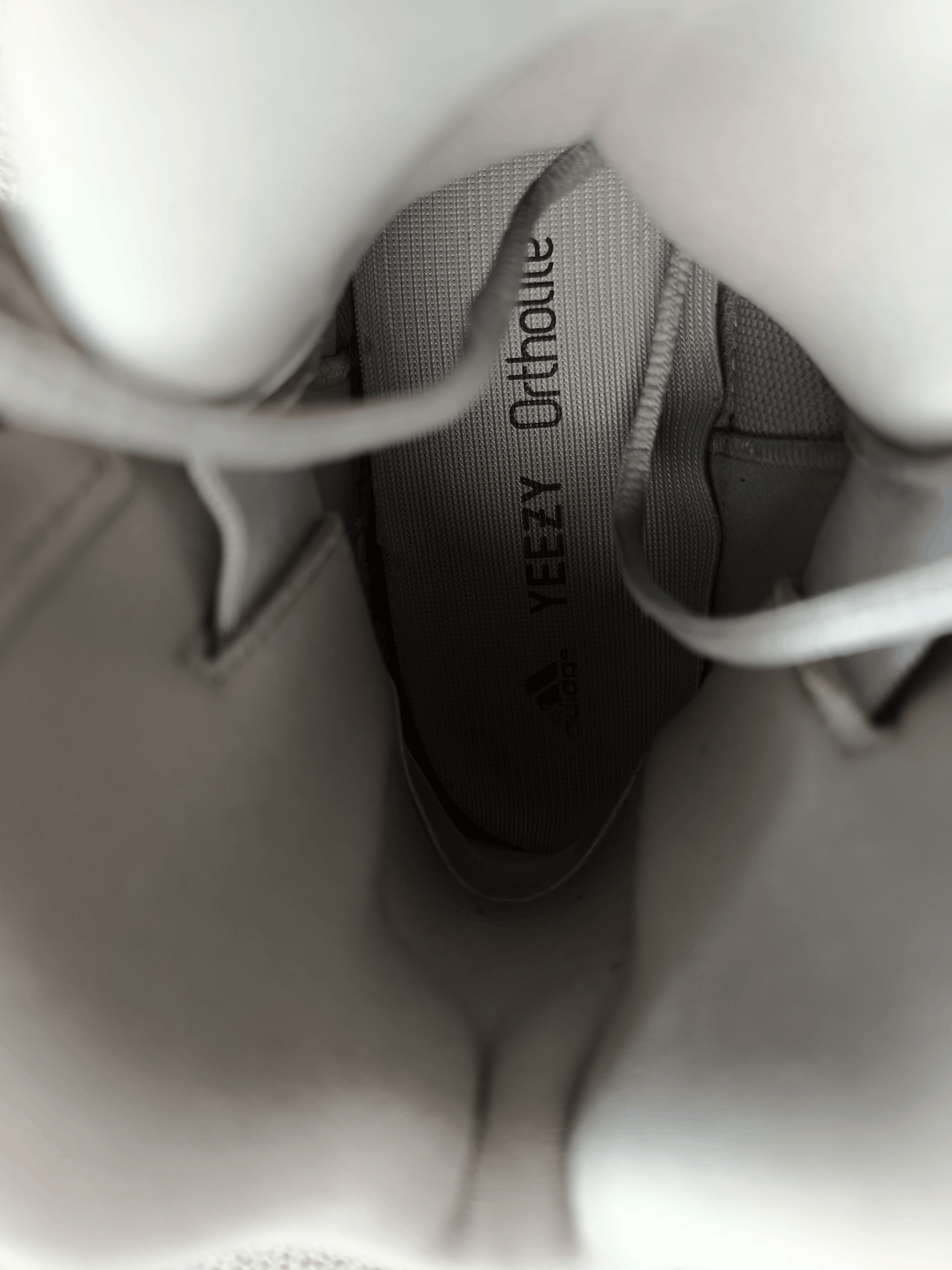 Yeezy Yeezy 500 Desert Boots Salt Size US 11 / EU 44 - 6 Thumbnail
