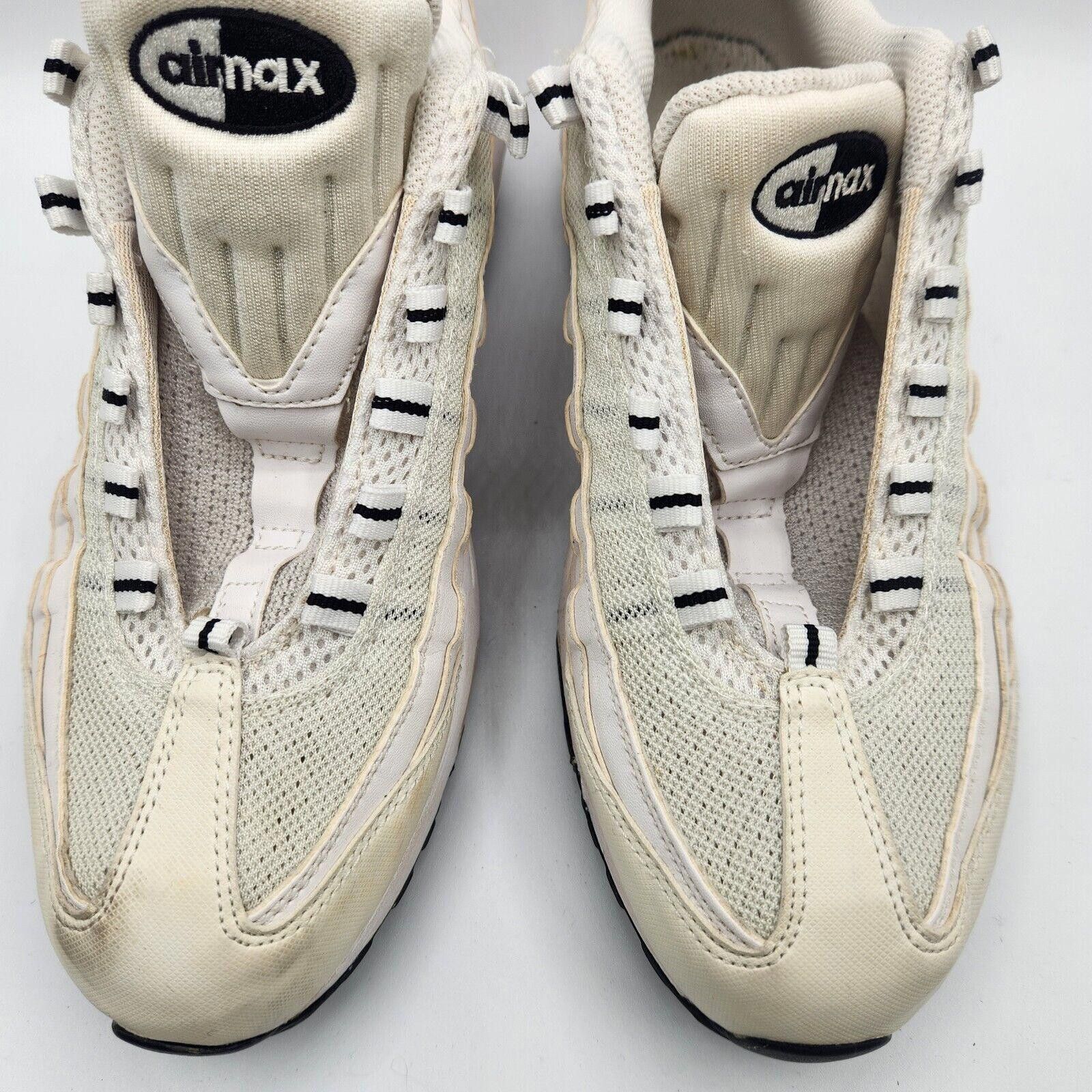 Nike Nike Air Max 95 ‘Triple White' 609048-109 sz 10 2016 Size US 10 / EU 43 - 3 Thumbnail