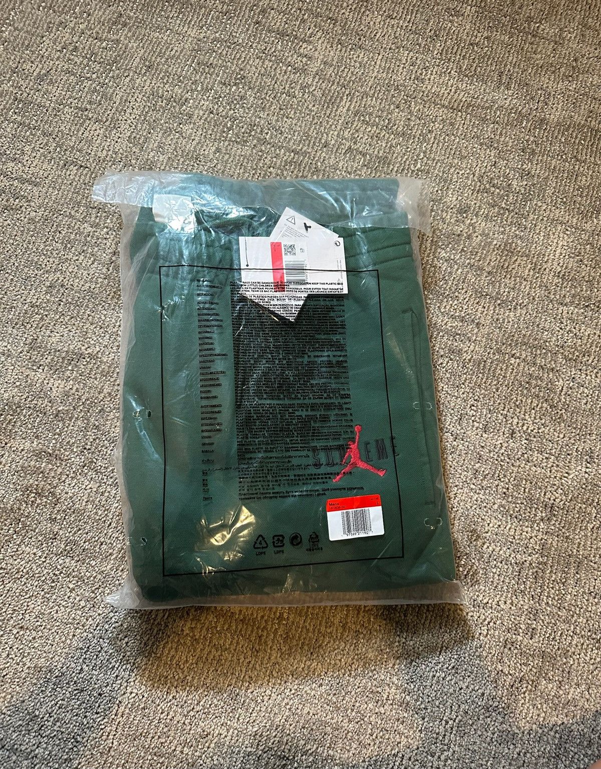 Supreme Jordan Sweatpants (L)