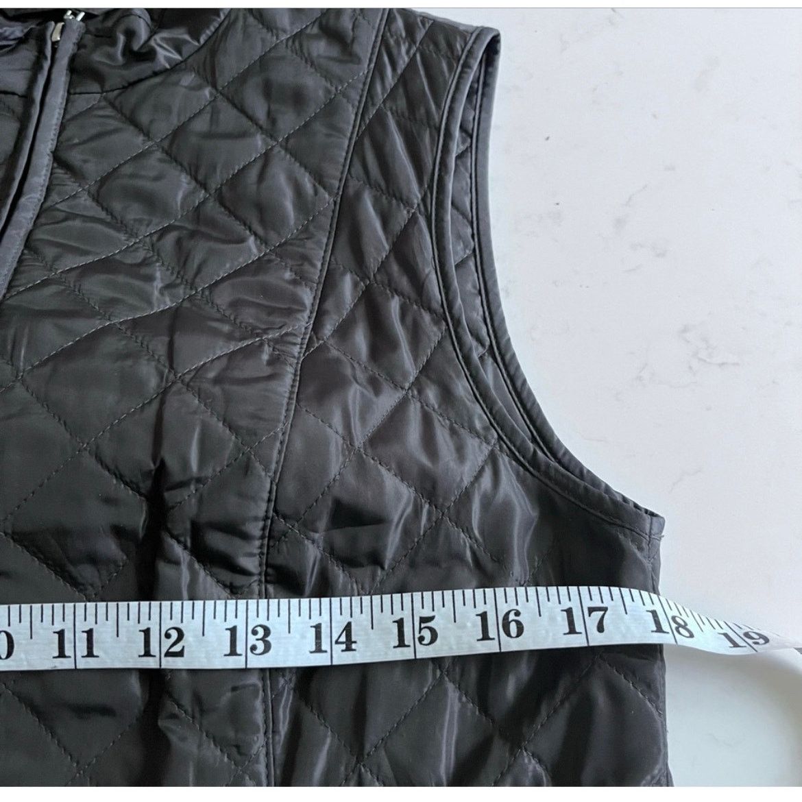 Escada Escada Sport black quilted zip front vest size 40 (US M) Size M / US 6-8 / IT 42-44 - 9 Thumbnail