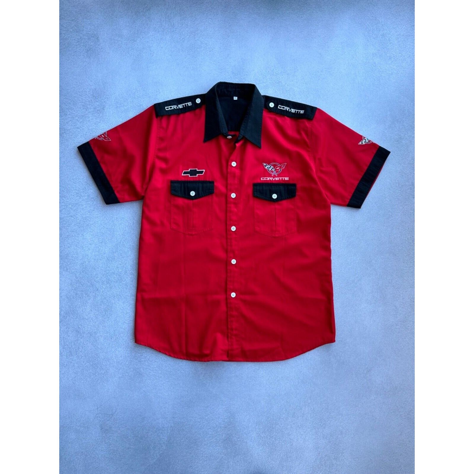 Chevrolet VTG Chevrolet Corvette Racing Red Short Sleeve Buttons Shirt Size US XL / EU 56 / 4 - 1 Thumbnail