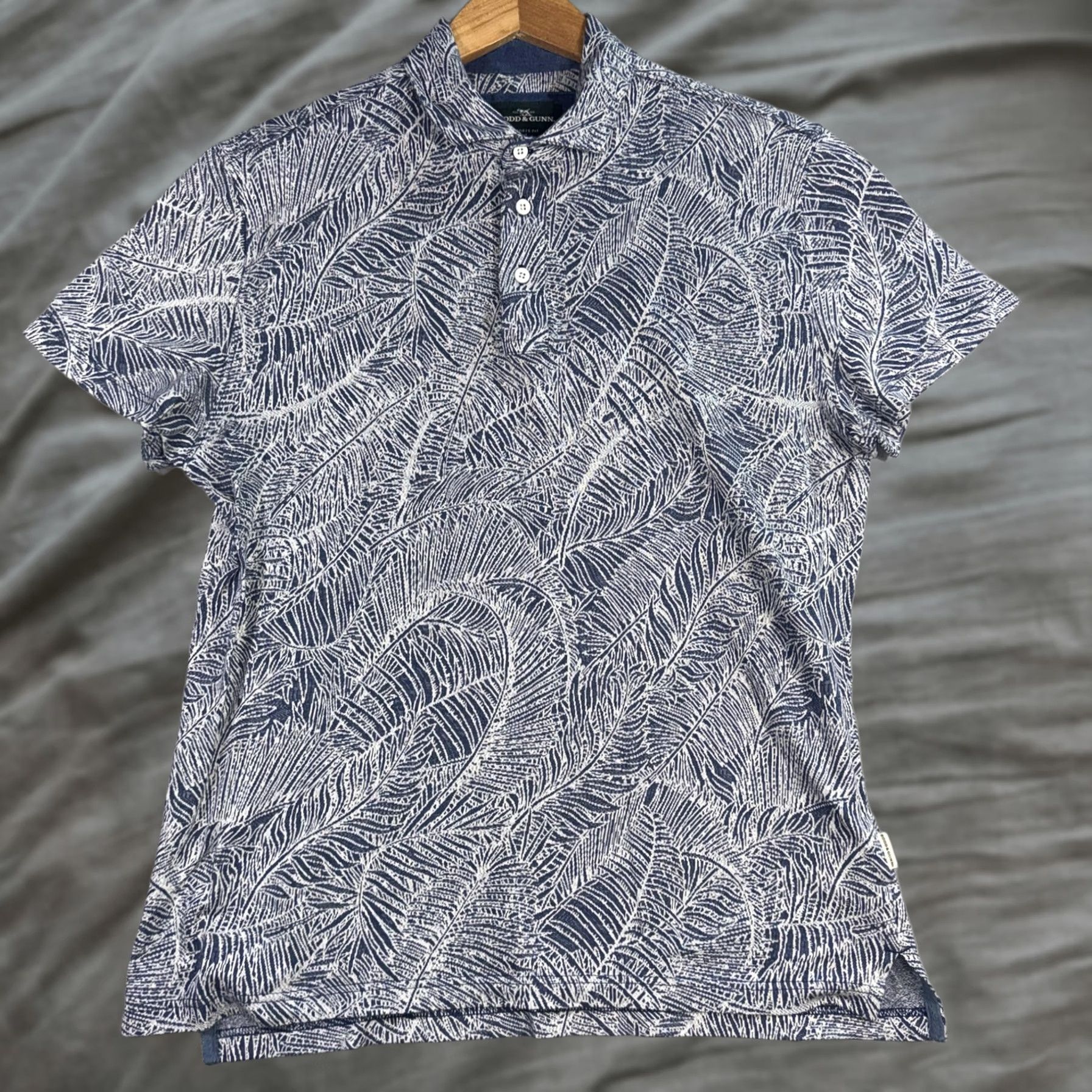 Rodd & Gunn Rodd & Gunn Polo Shirt Mens L Blue Tropical Palm Leaf Sports Fit Cotton Shirt Short Sleeve Casual Size US L / EU 52-54 / 3 - 1 Thumbnail
