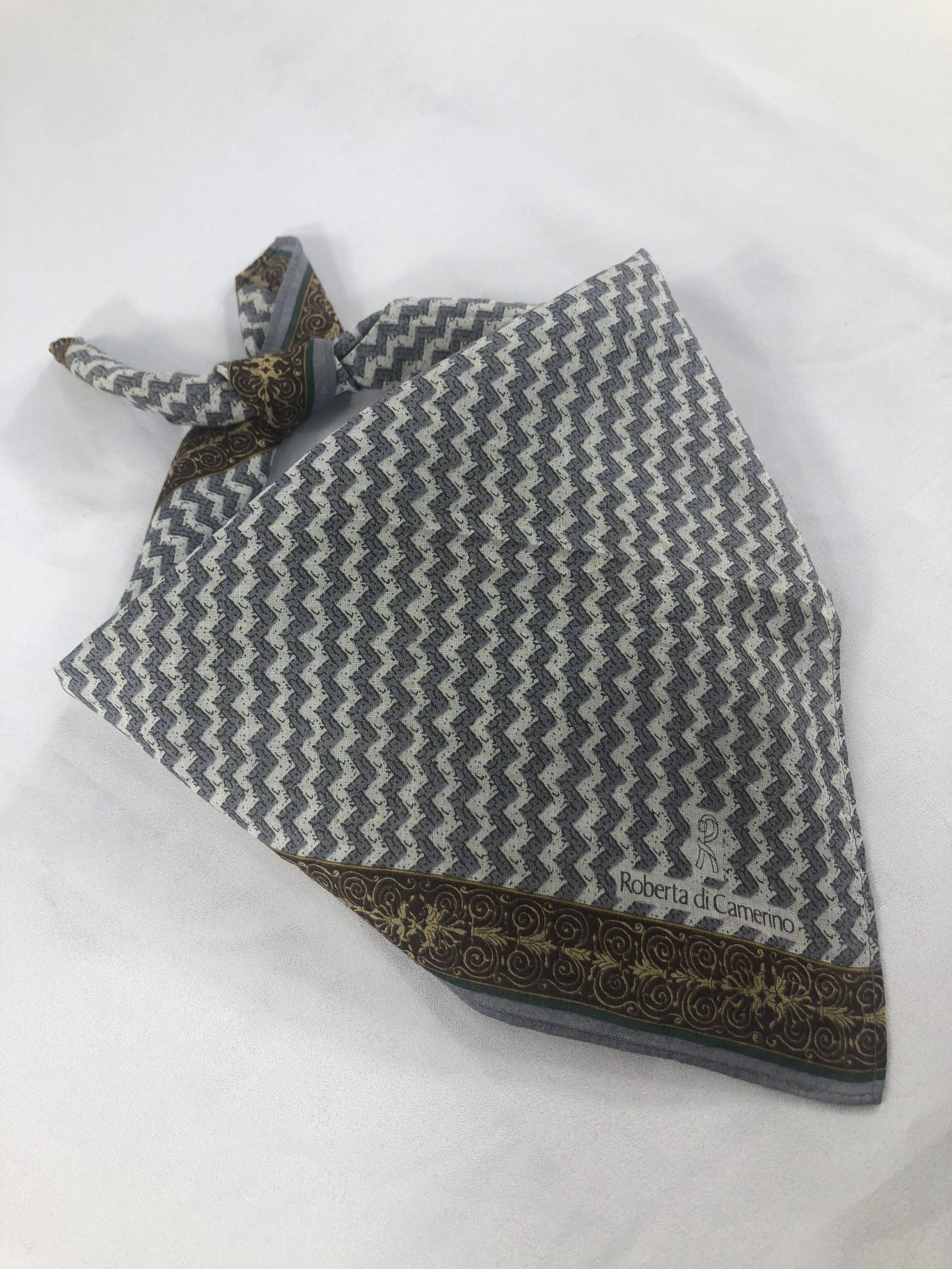 Roberta di Camerino × Vintage Roberta Di Camerino Handkerchief / Bandana / Neckerchief Size ONE SIZE - 1 Thumbnail