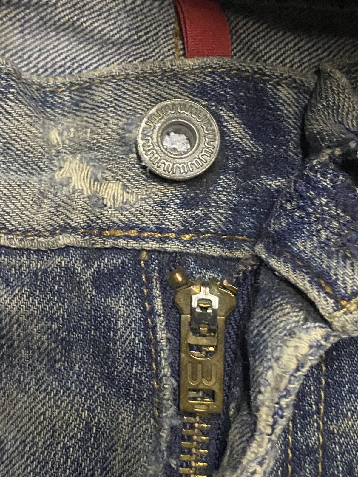Uniqlo Vintage Japanese Brand Uniqlo Grunge Distressed Loose Jeans Size US 32 / EU 48 - 17 Thumbnail