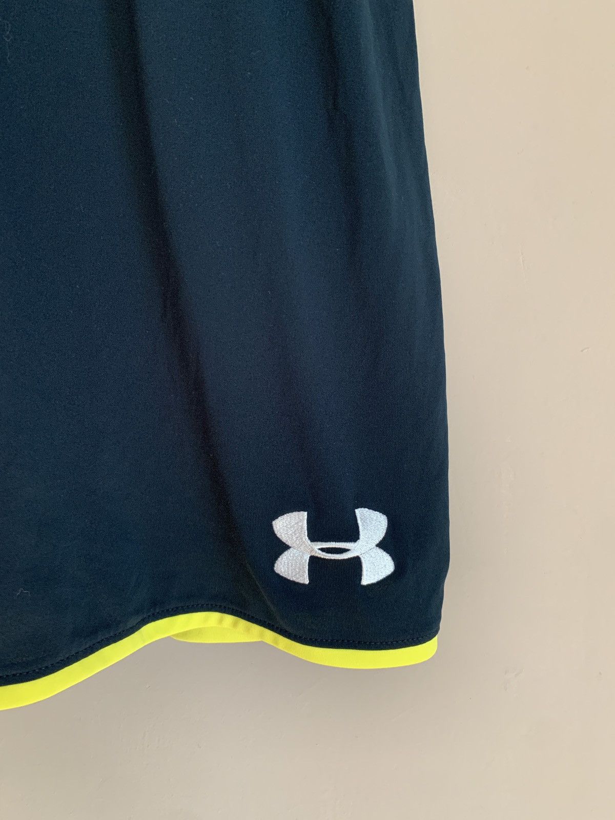 Under Armour Tottenham Hotspur 2014 Football Shorts Under Armour Soccer L Size US 36 / EU 52 - 4 Thumbnail
