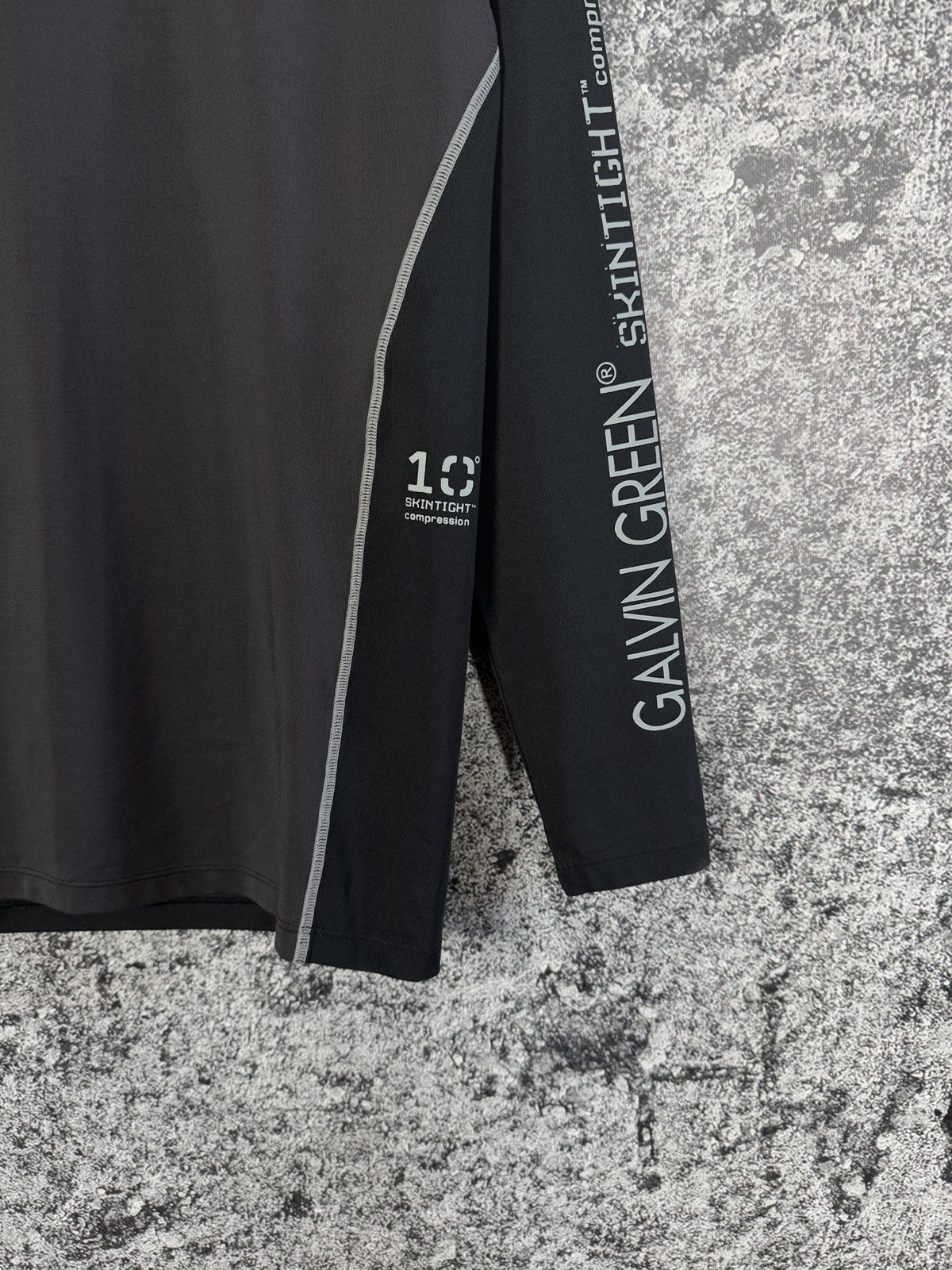 Galvin Green Galvin Green Skintight Compression Long Sleeve Golf Top Sz M Size US M / EU 48-50 / 2 - 5 Thumbnail