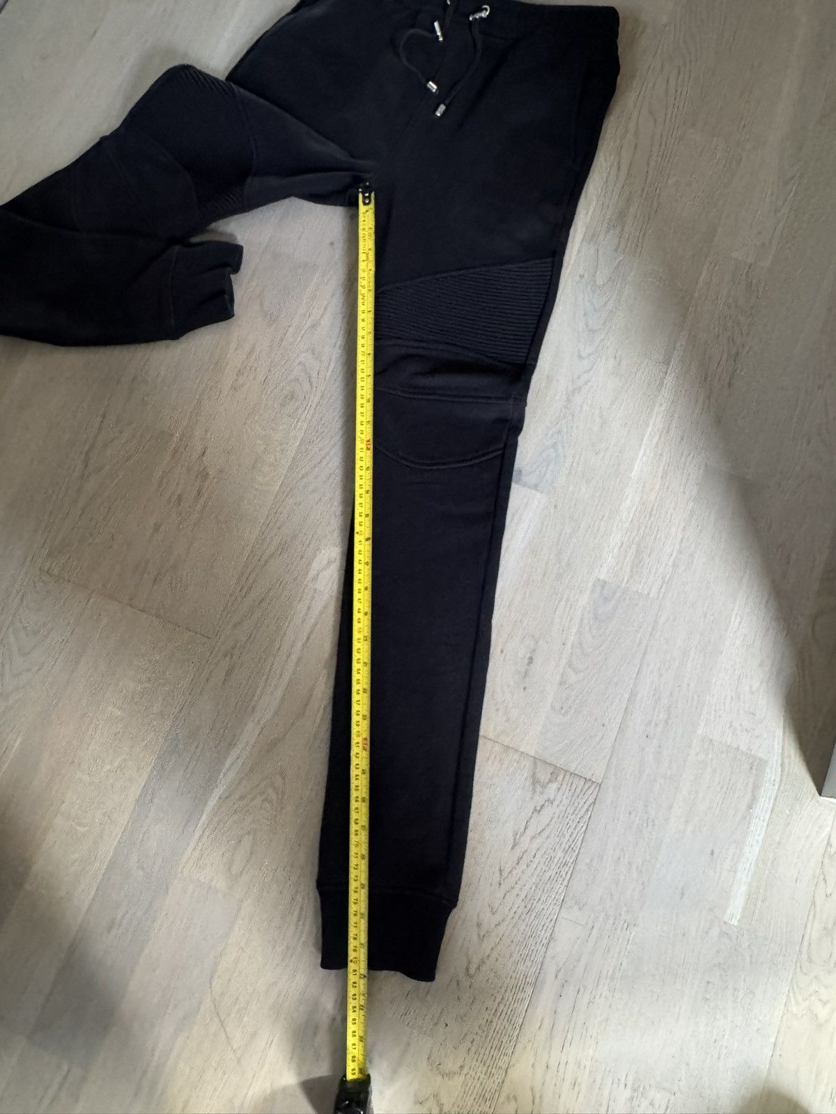 Balmain BALMAIN joggers STUDY/SEE real tape measurements in photos Size US 29 - 6 Thumbnail