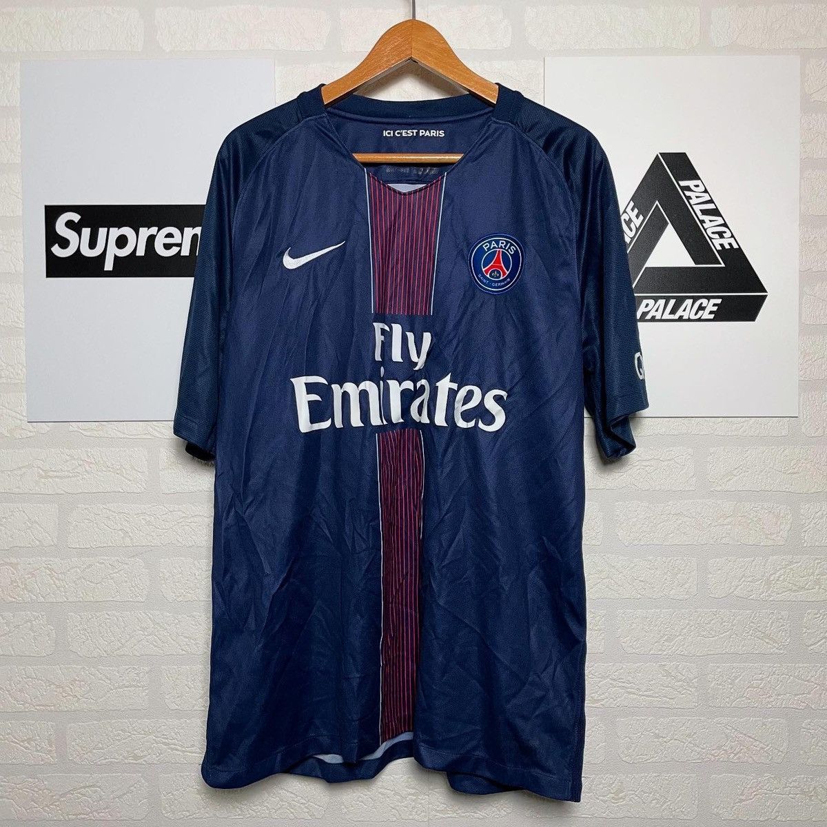 Nike Nike PSG 2016/2017 Home Kit Football Shirt Blokecore Size US XL / EU 56 / 4 - 1 Thumbnail