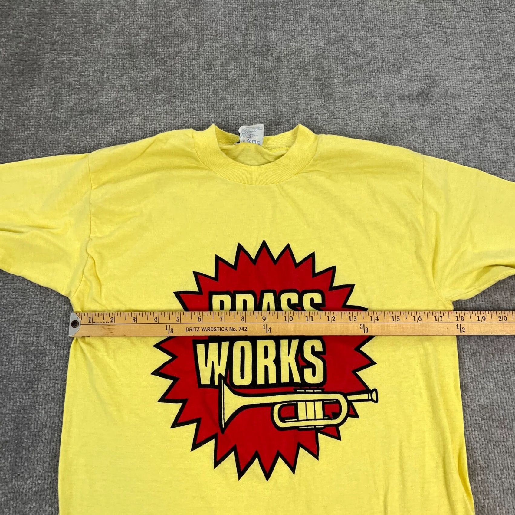 Vintage VINTAGE Skimmers Shirt Mens M Yellow Music Brasm Works Trumpet Graphic T Size US M / EU 48-50 / 2 - 6 Thumbnail