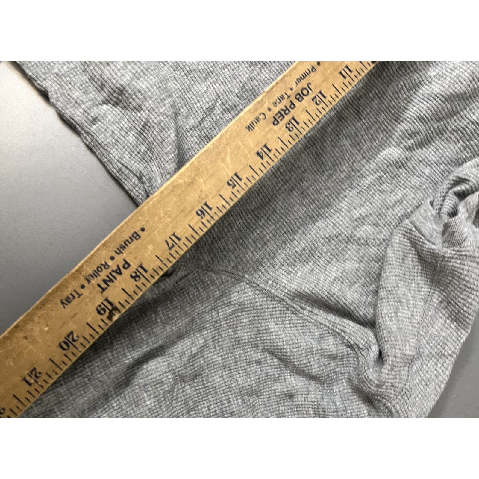 Old Navy Old Navy Mens Medium Soft Washed Gray Waffle CrewNeck Long Sleeve T Shirt Size US M / EU 48-50 / 2 - 5 Thumbnail