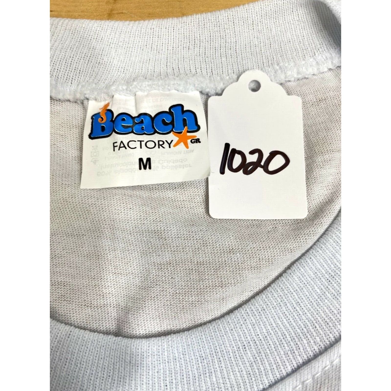 Vintage Beach Beach Factory Acapulco Mexico Dolphin Graphics Single Stitched T Shirt #1020 M White Mens Size US M / EU 48-50 / 2 - 3 Thumbnail