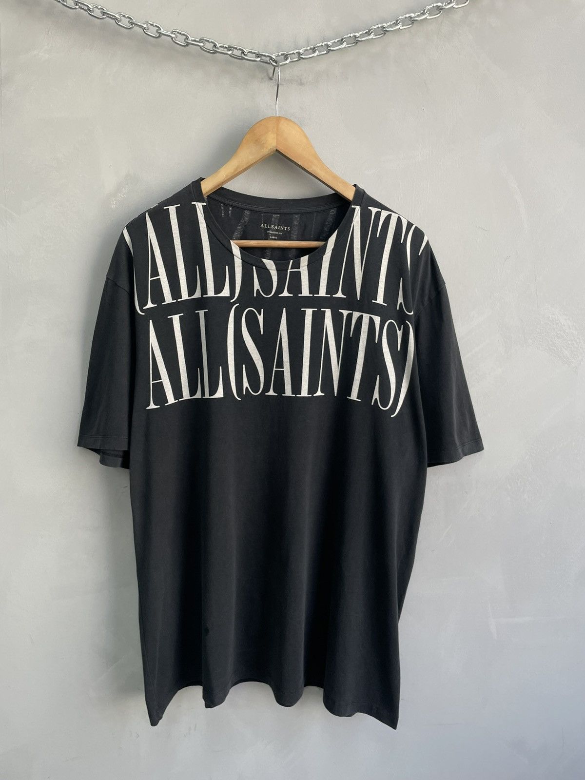 Allsaints All saints Over print y2k monogram t shirt Size US L / EU 52-54 / 3 - 1 Thumbnail