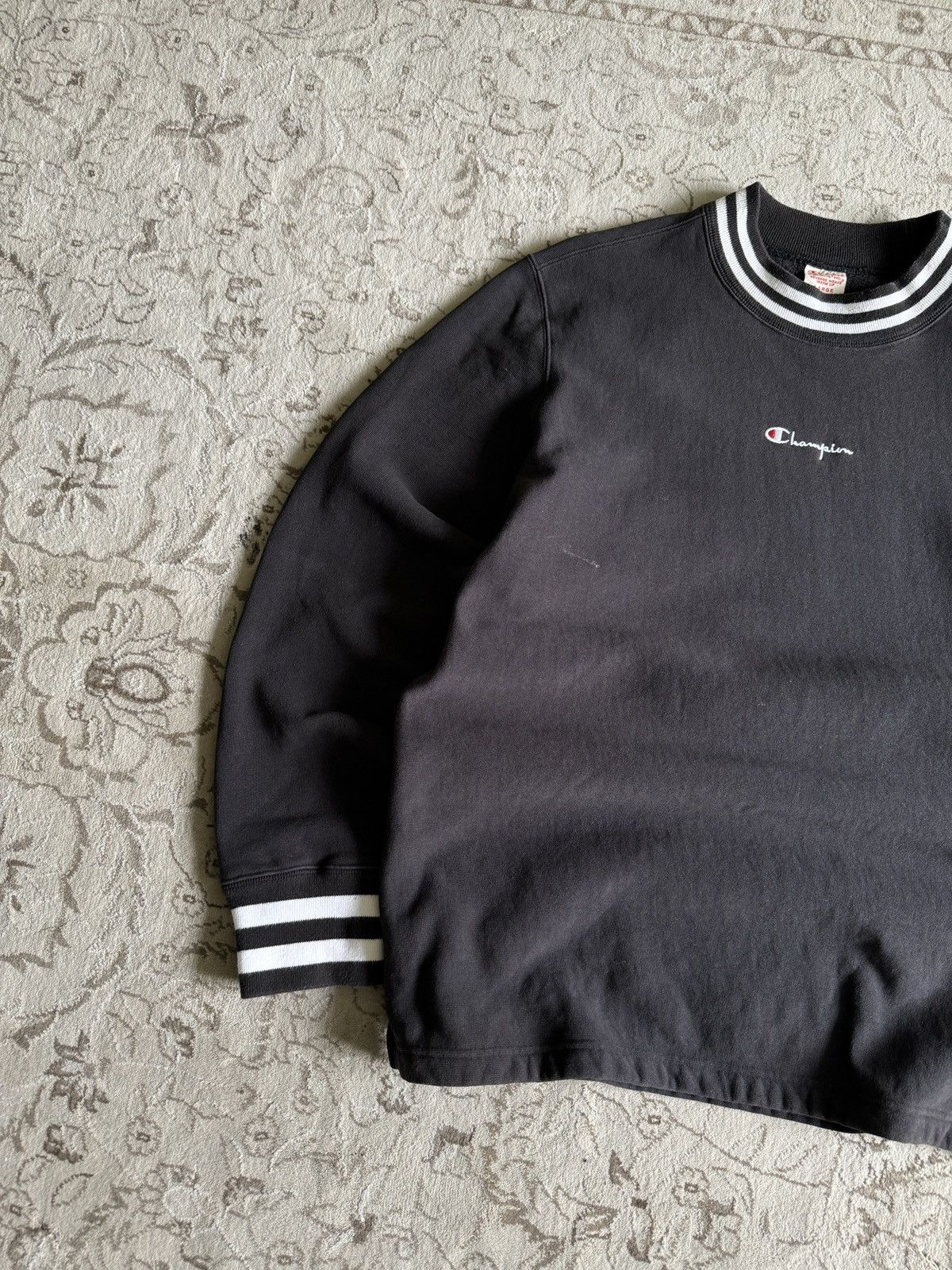 Champion Vintage Champion Reverse Weave Center Logo Heavy Sweatshirt Size US L / EU 52-54 / 3 - 3 Thumbnail