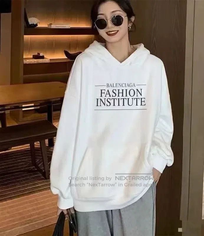 Balenciaga Balenciaga Front and Back Print Hooded Sweatshirt Size US XS / EU 42 / 0 - 9 Thumbnail