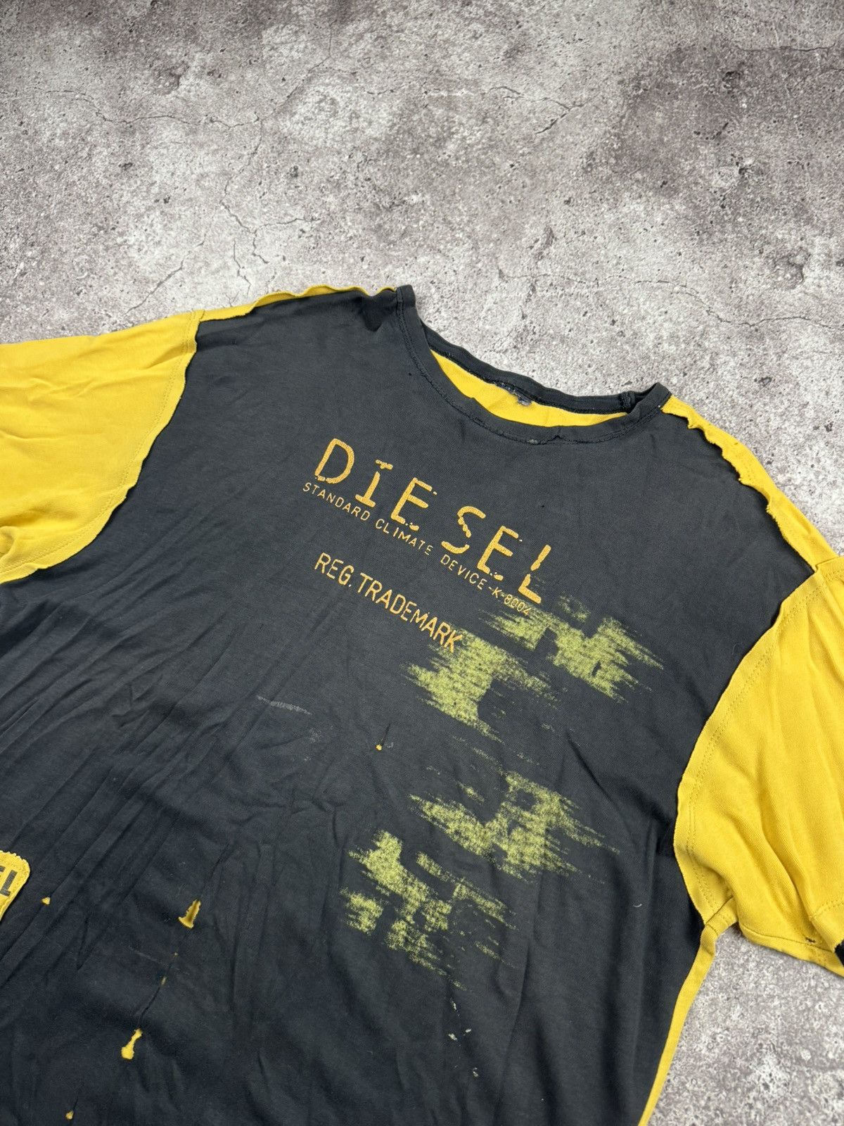 Diesel Diesel Vintage Distressed T-Shirt Big Logo Y2K Japanesse Size US L / EU 52-54 / 3 - 6 Thumbnail