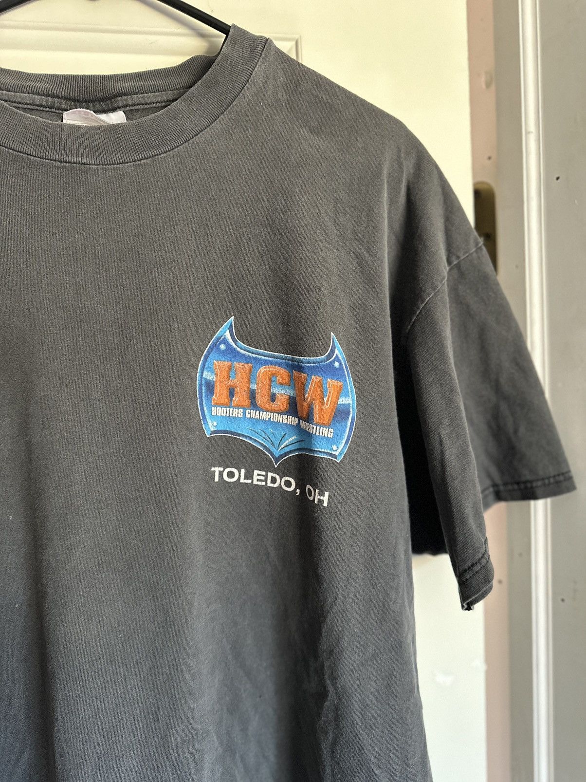 Other × Vintage vintage Hooters Toledo Ohio T-Shirt Size US XL / EU 56 / 4 - 3 Thumbnail