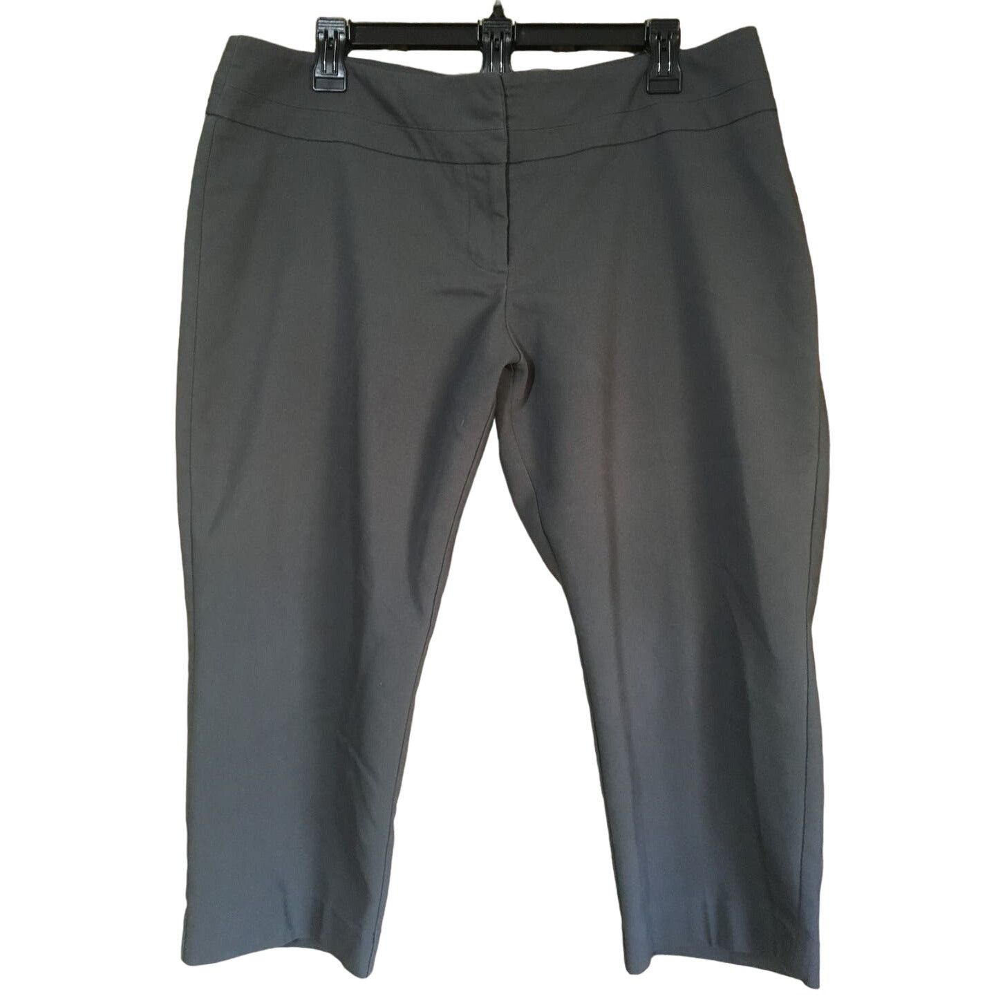 Apt. 9 APT. Nine The Tory Capri Size 14P Women’s Gray Faux Pockets Size 36" / US 14 / IT 50 - 1 Thumbnail