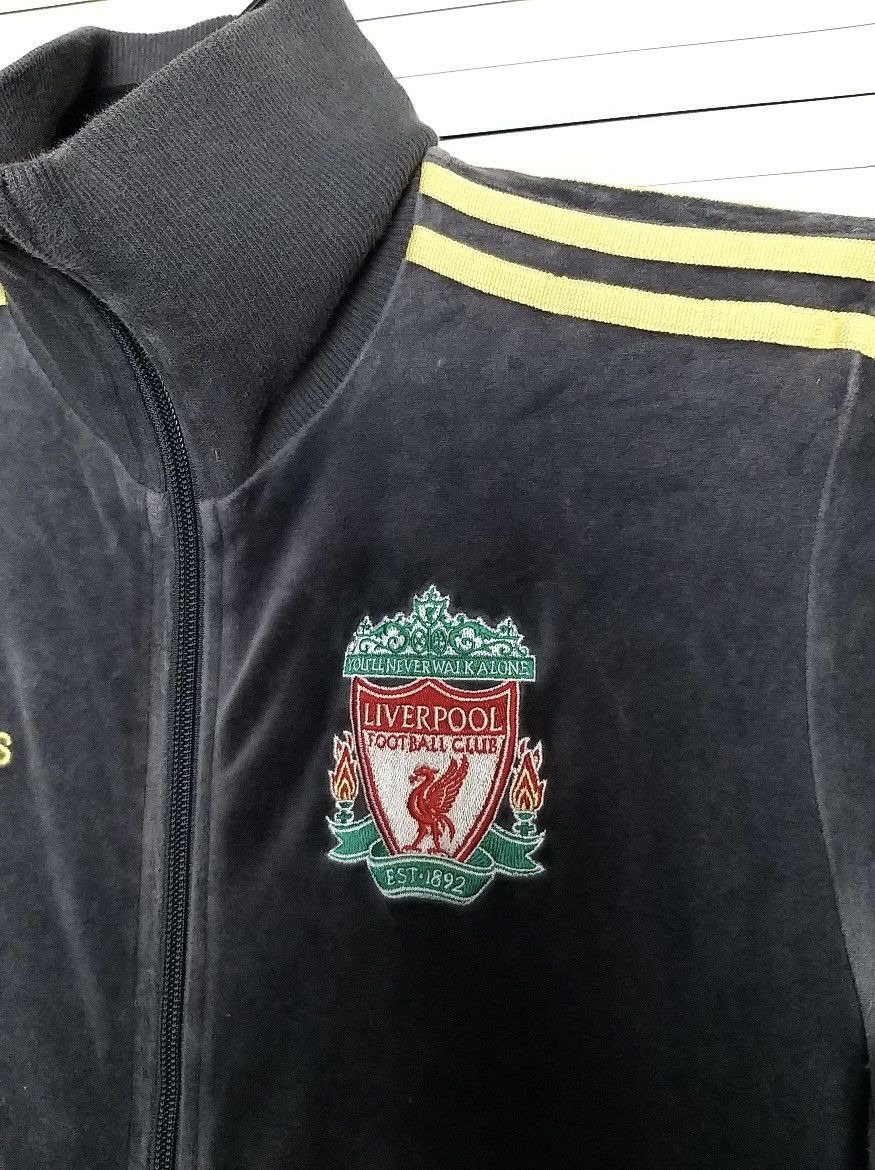 Adidas NICE💥VINTAGE ADIDAS "LIVERPOOL" VELVET ZIPPER SWEATER/JACKET Size US XS / EU 42 / 0 - 3 Thumbnail