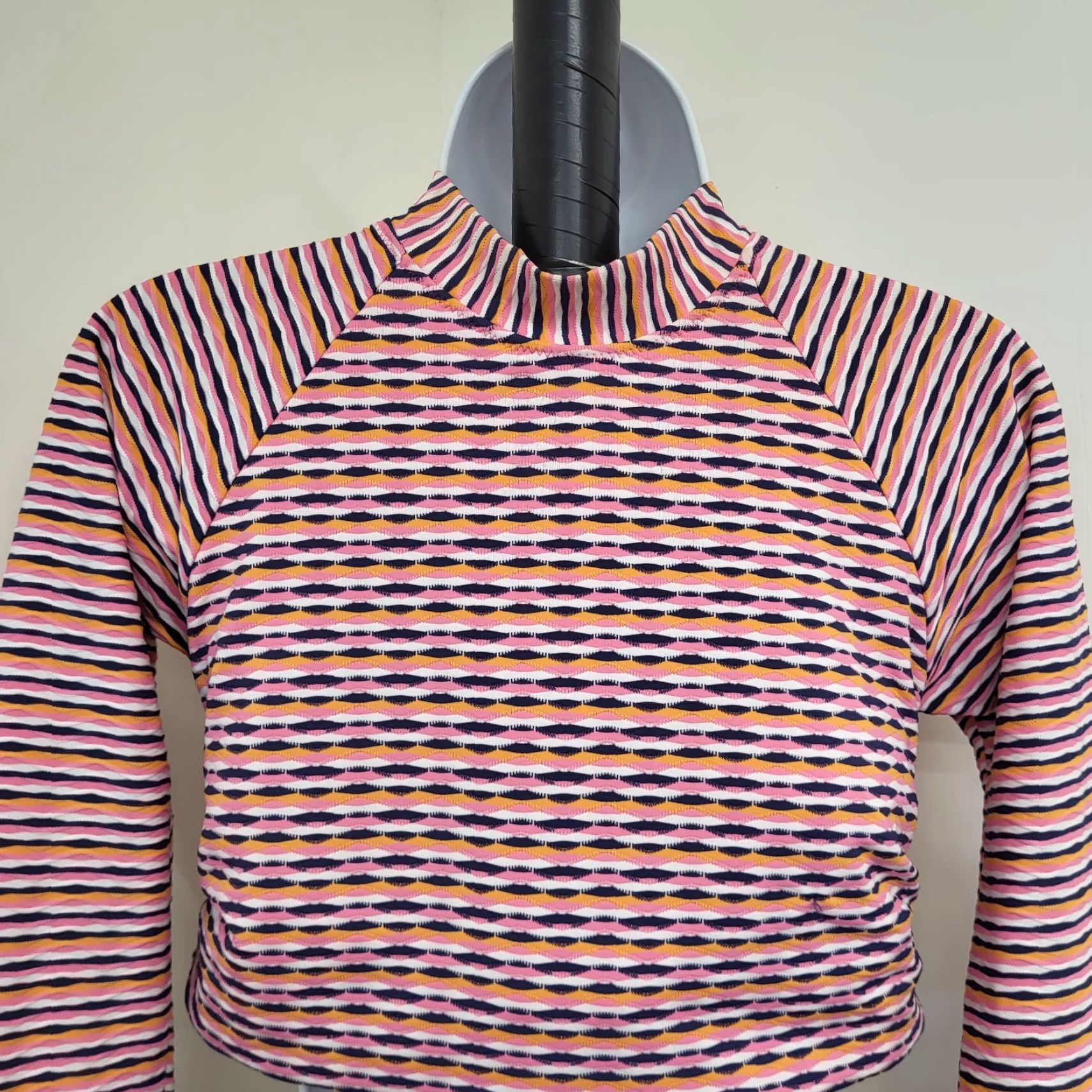 Athleta Athleta Crop Top Women's Small Multicolor Striped Activewear Mock Long Sleeve Shirt (Regular) Pink Size S / US 4 / IT 40 - 6 Thumbnail