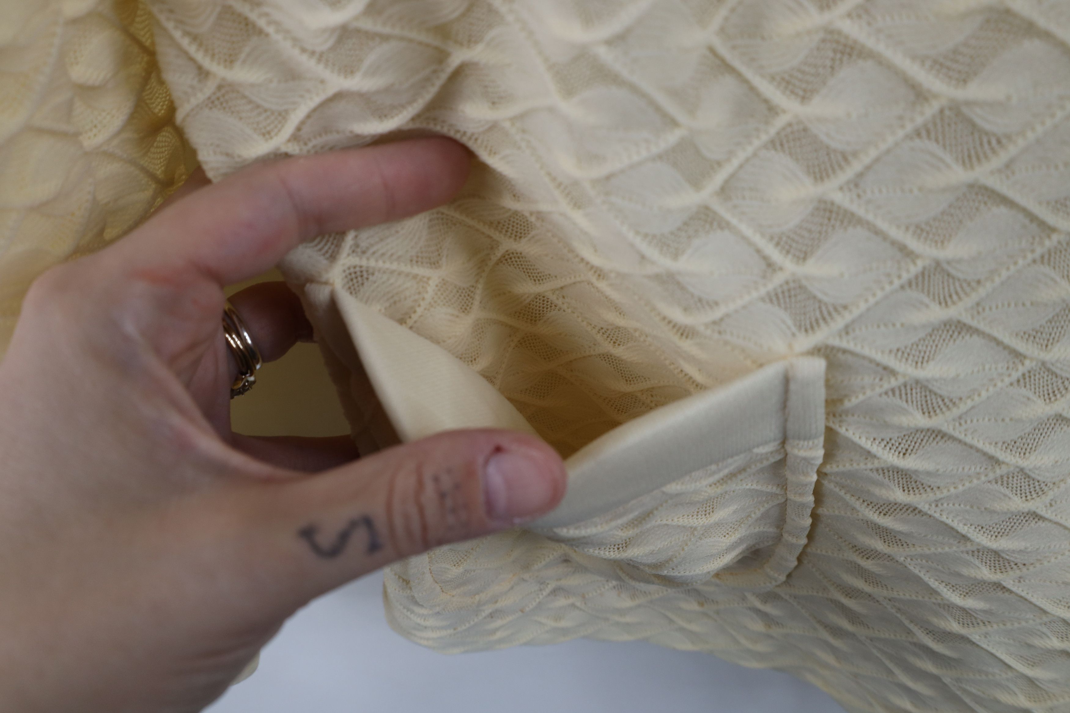Vintage Vintage 60s 70s Mod Scallop Knit Cardigan Sweater Cream Size M / US 6-8 / IT 42-44 - 8 Thumbnail